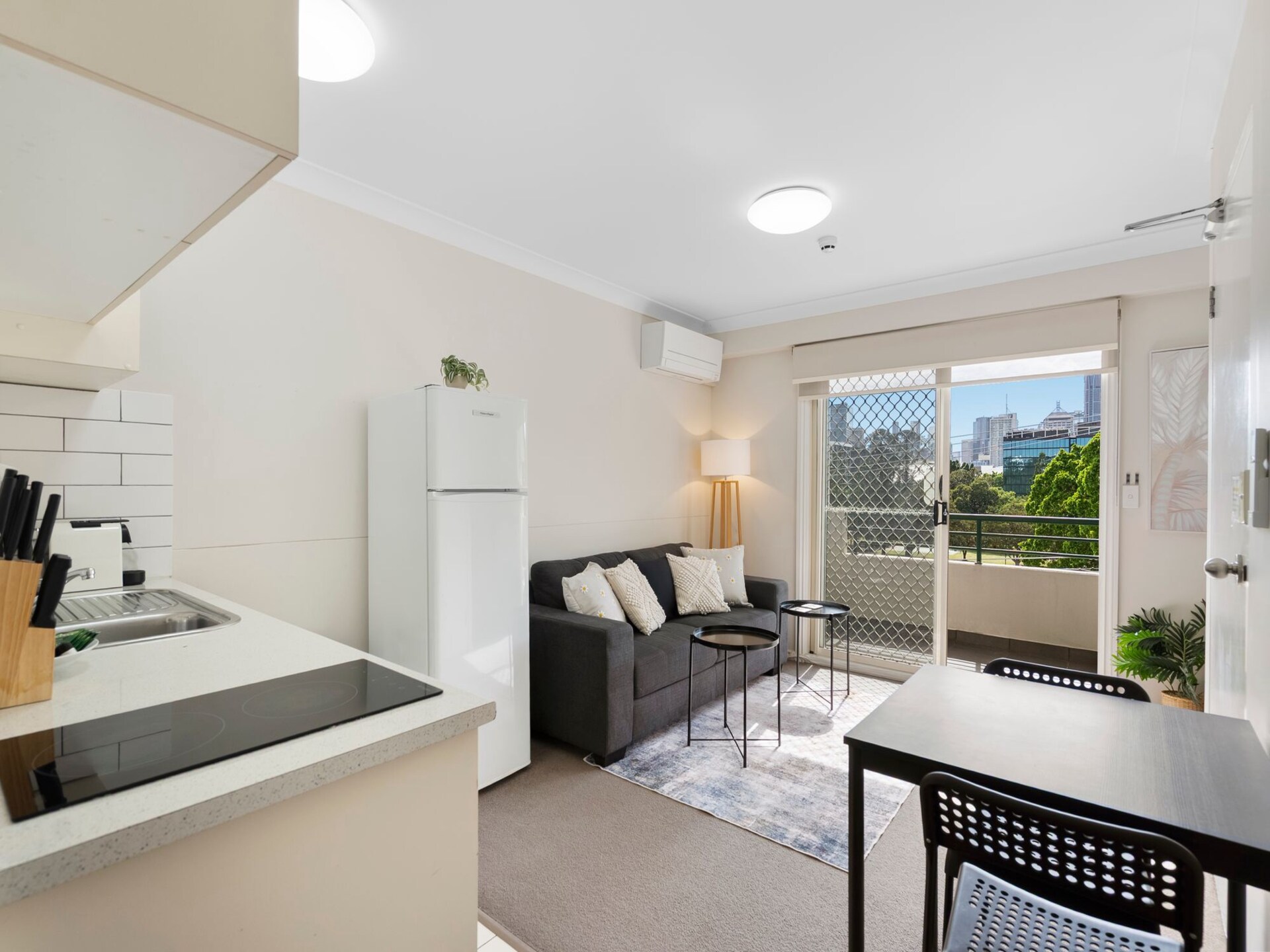 Modern appartement in South Brisbane met balkon en zwembad - foto 7