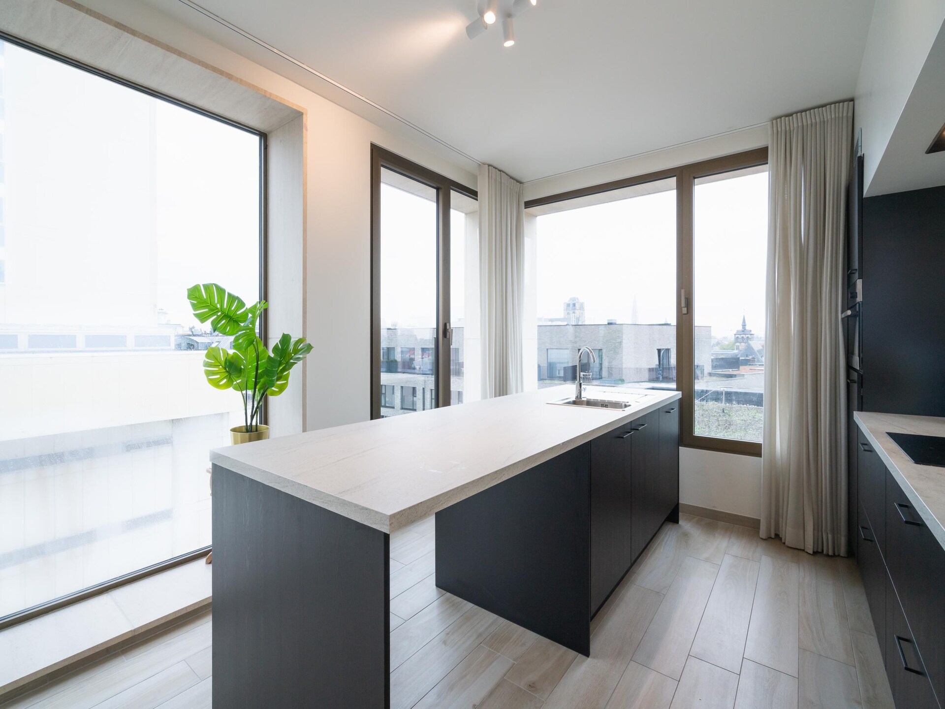 3-slaapkamer appartement met stadszicht in Antwerp (135 m², 1 pers.) - foto 5