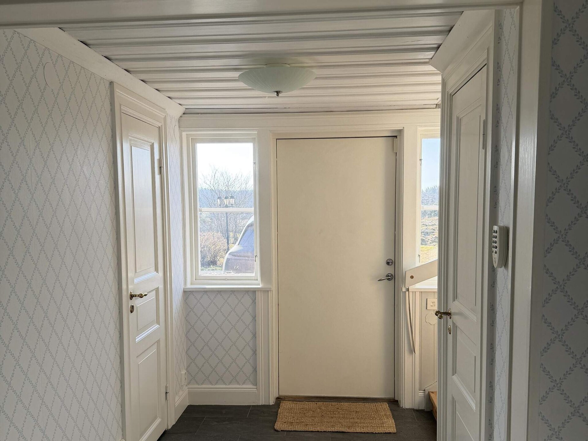 Authentiek Zweedse boerderij uit 1700 bij golfbaan en Mälarenmeer - foto 15