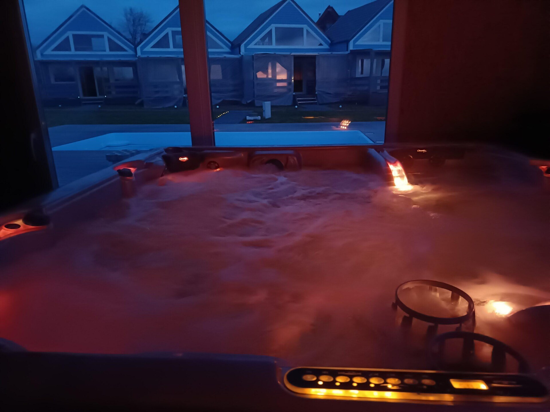 Houten vakantiehuis aan meer in Polen: 8 pers., wellness & zwembad - foto 27