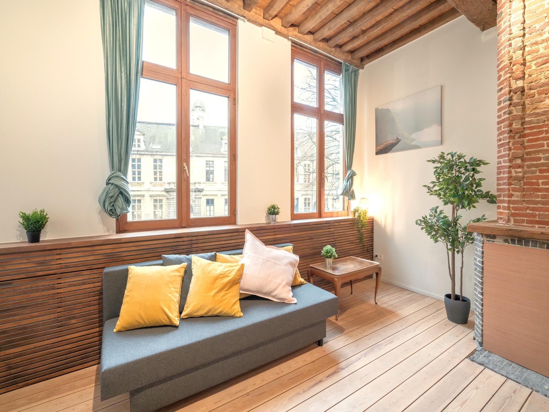 Duplex in hartje Antwerpen met houten interieur (65 m²) - foto 3