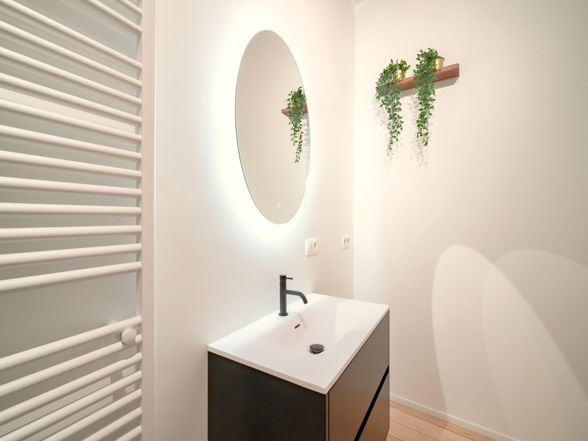Duplex in hartje Antwerpen met houten interieur (65 m²) - foto 15