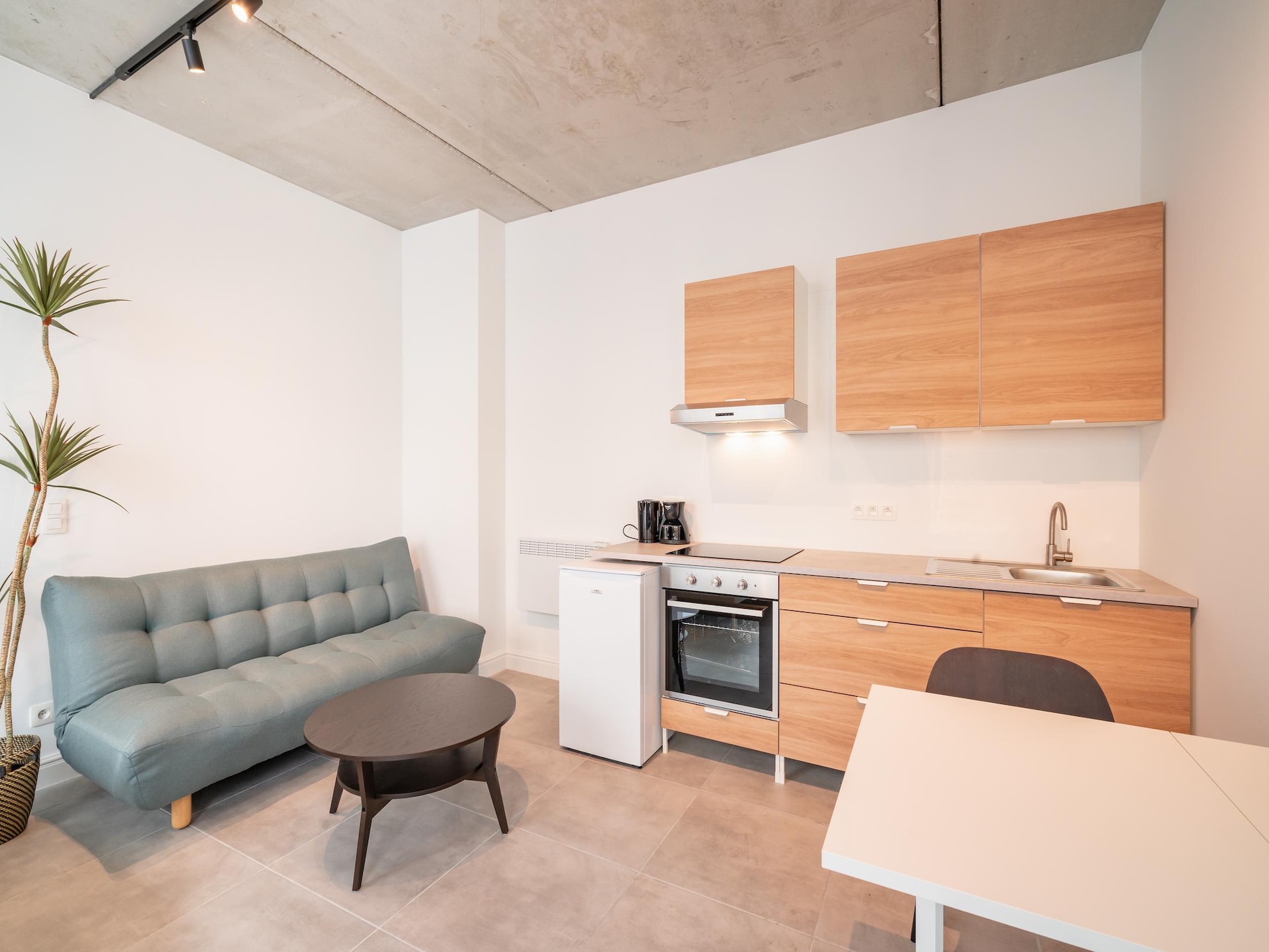 Compact 50m² appartement met privéterras in hartje Antwerpen - foto 4