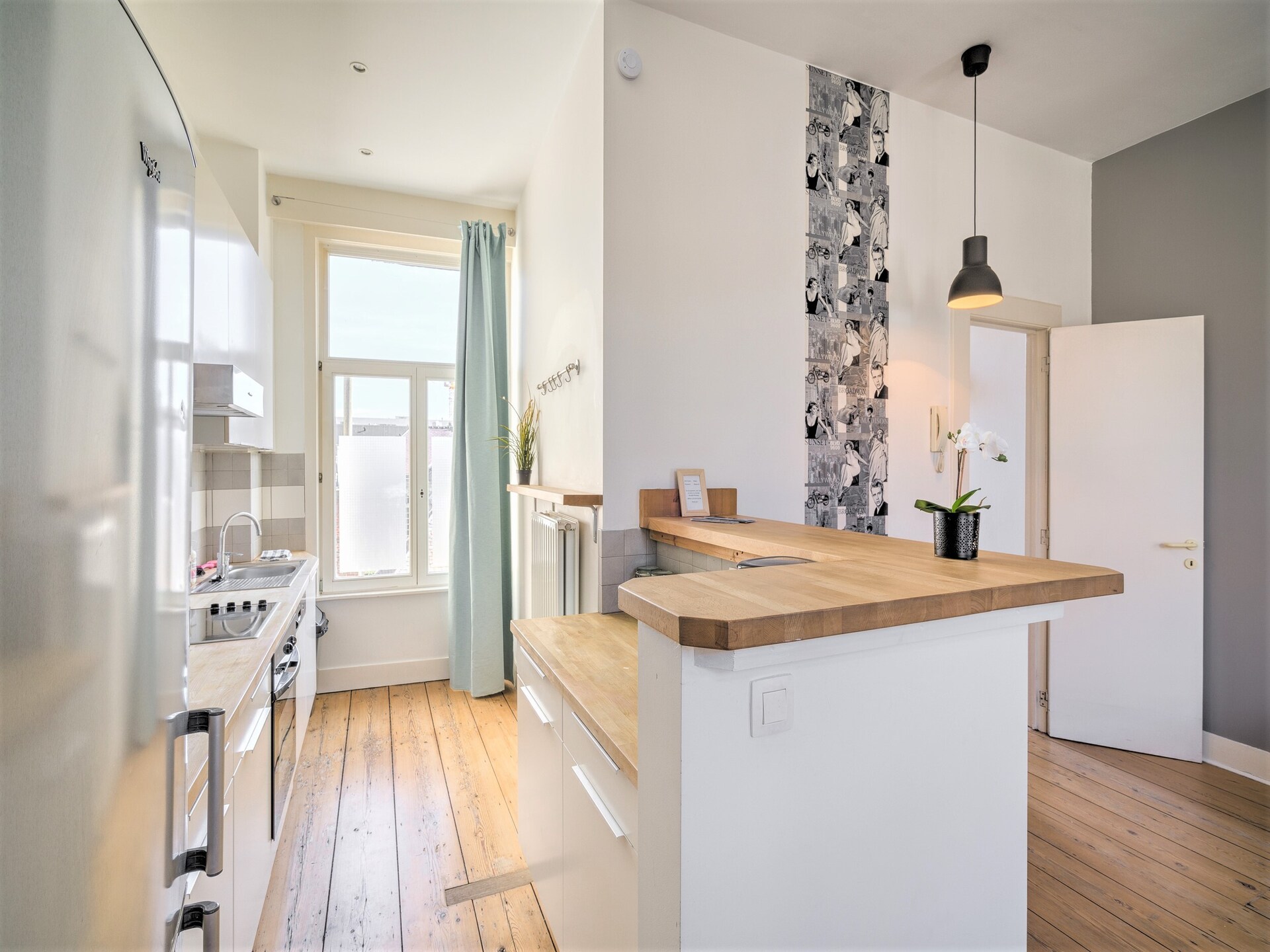 Ruim duplexappartement in hartje Antwerpen voor flexibel groepsverblijf - foto 3