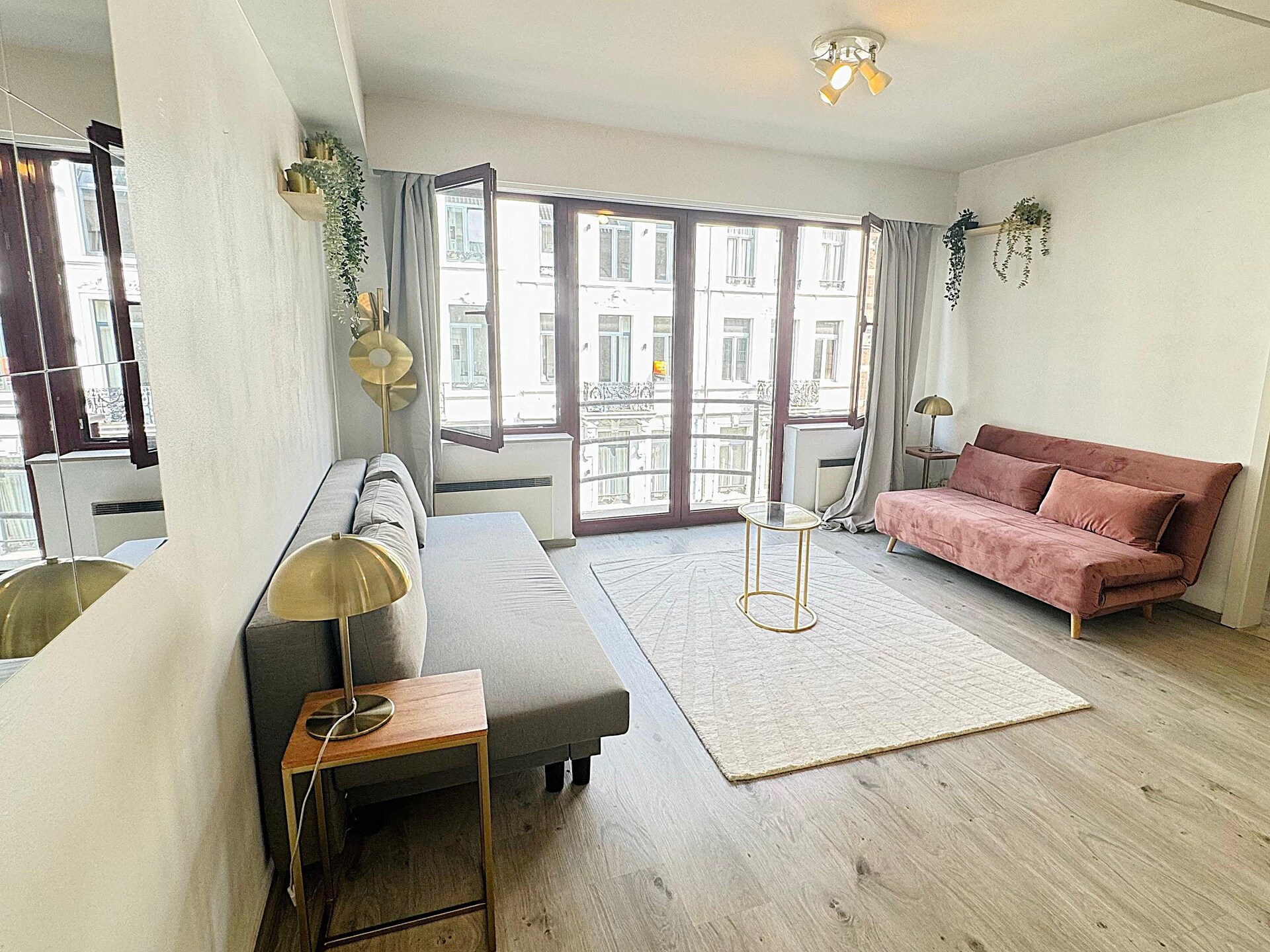 1-persoons appartement in Antwerpen, licht en rustig - foto 3