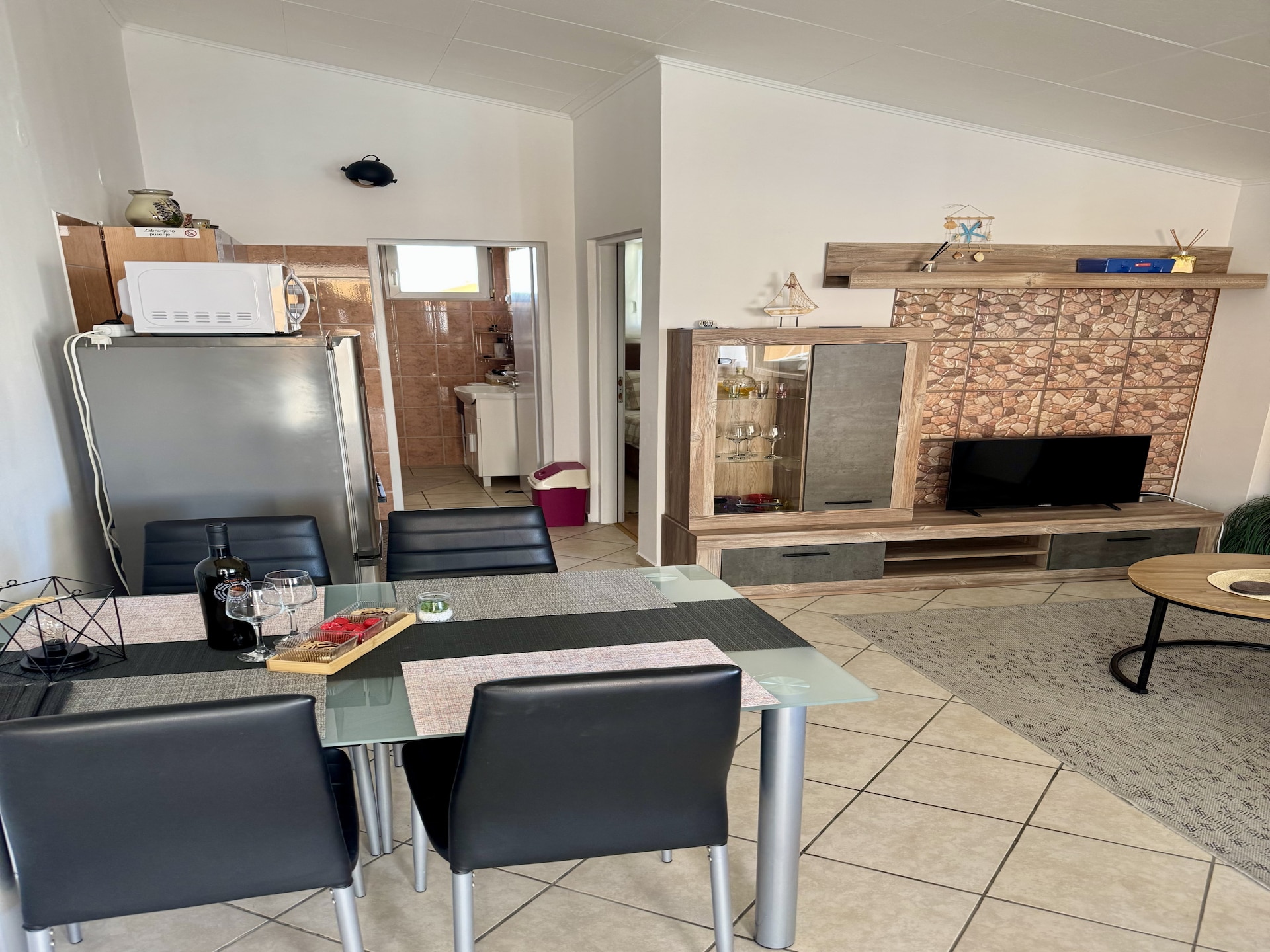 Centraal gelegen appartement in Ražanac met jacuzzi - foto 11