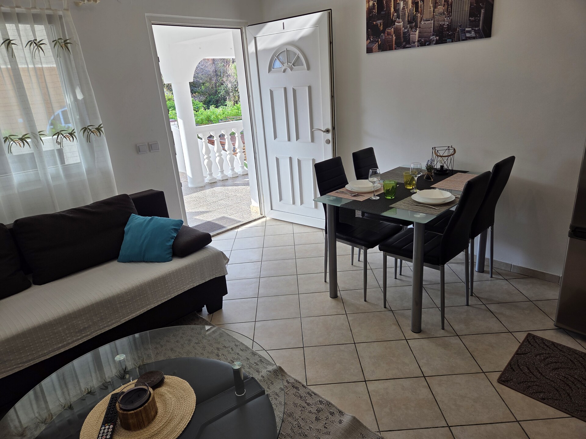 Centraal gelegen appartement in Ražanac met jacuzzi - foto 2