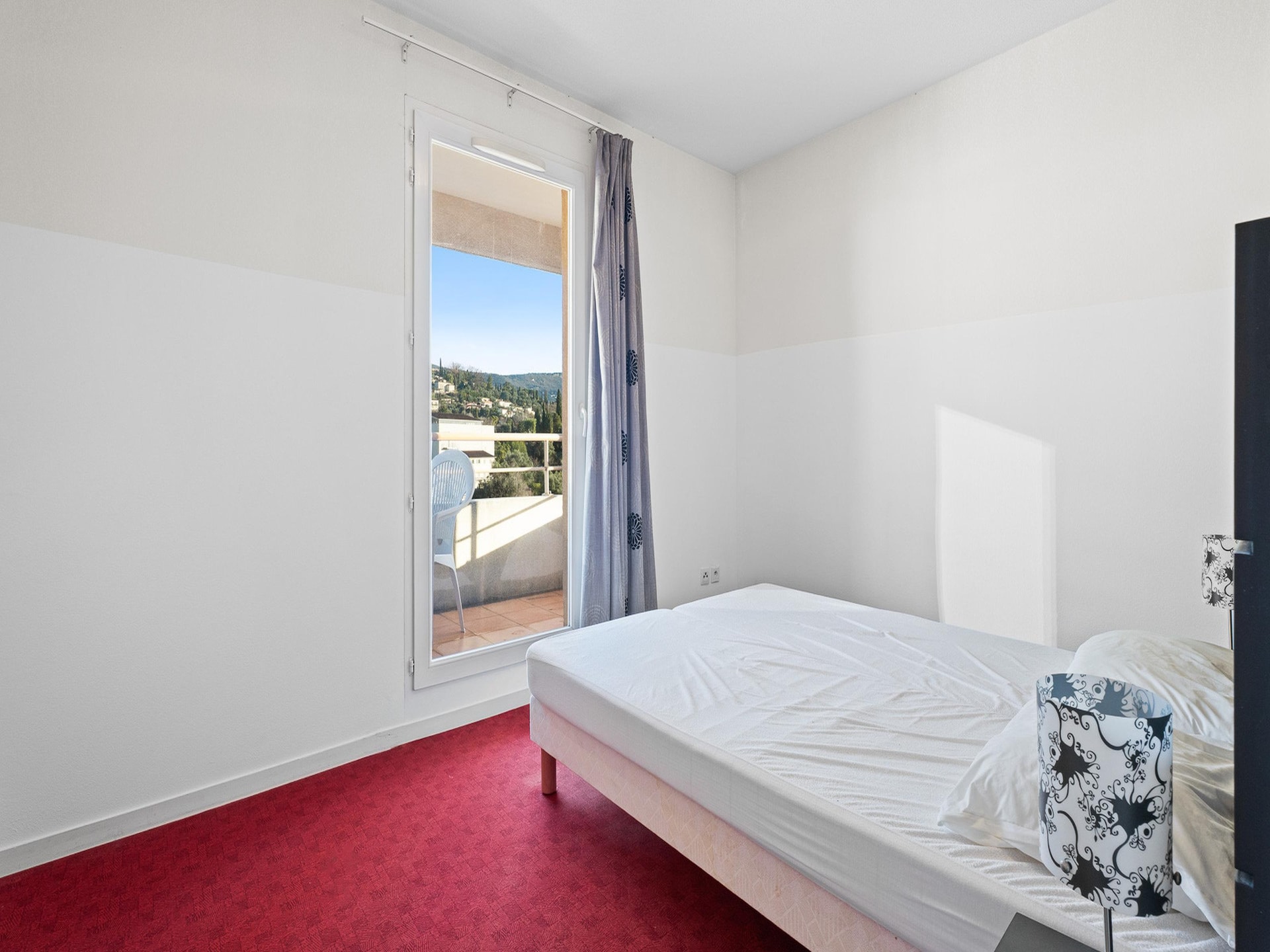 Op 900m van het centrum: licht appartement in Grasse voor 4 personen - foto 9