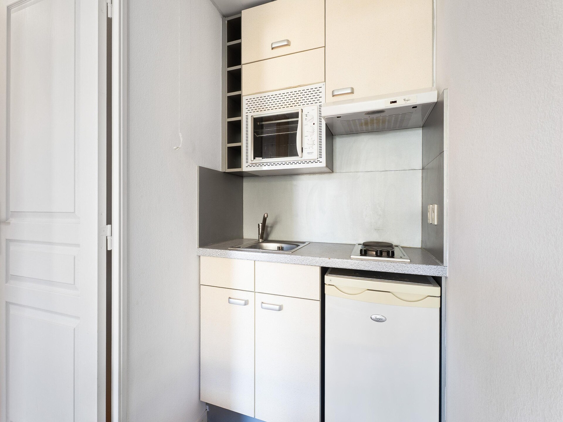 Op 900m van het centrum: licht appartement in Grasse voor 4 personen - foto 3