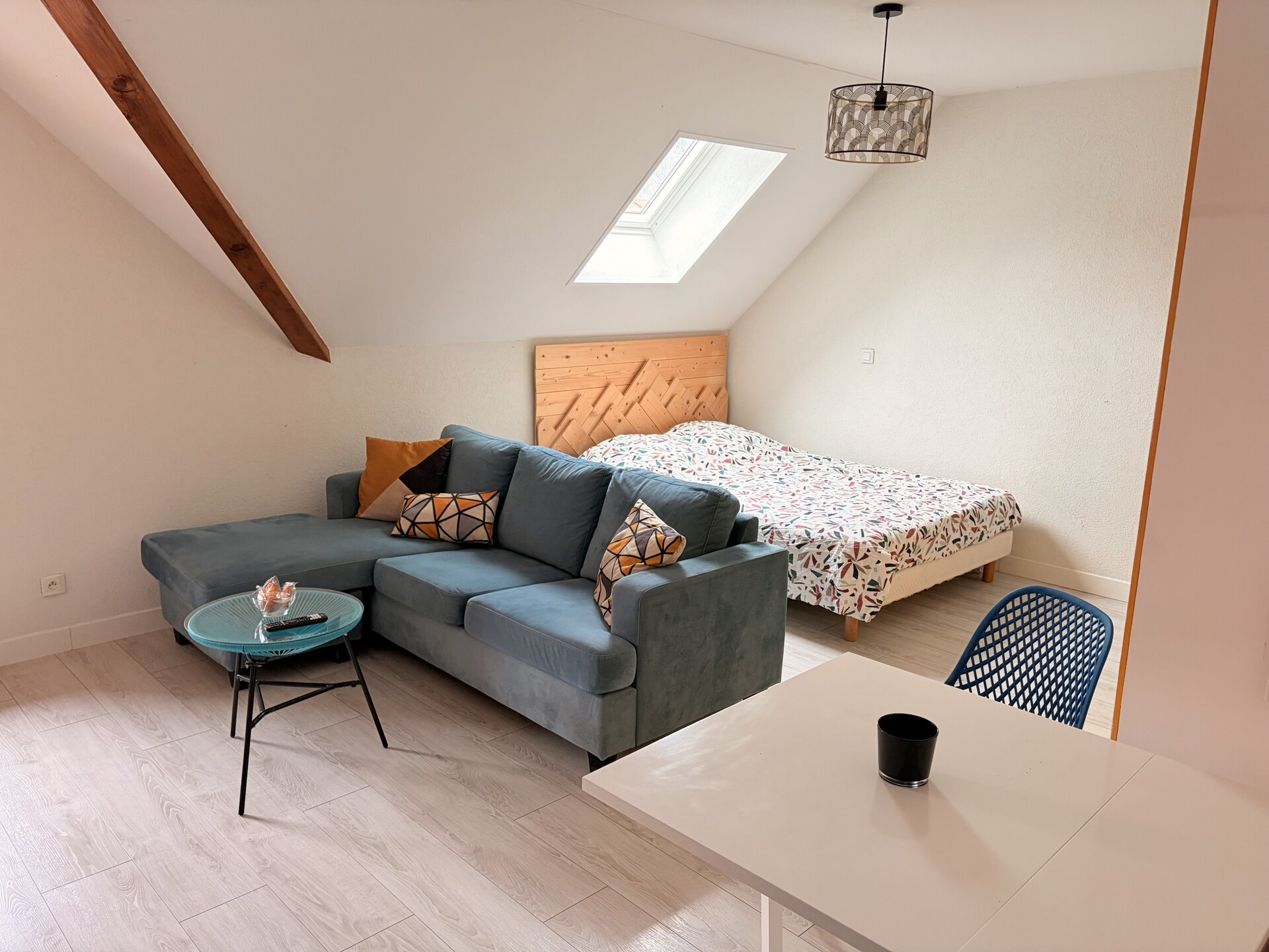 Knus appartement met zwembad en spa in het groene Giez - foto 8
