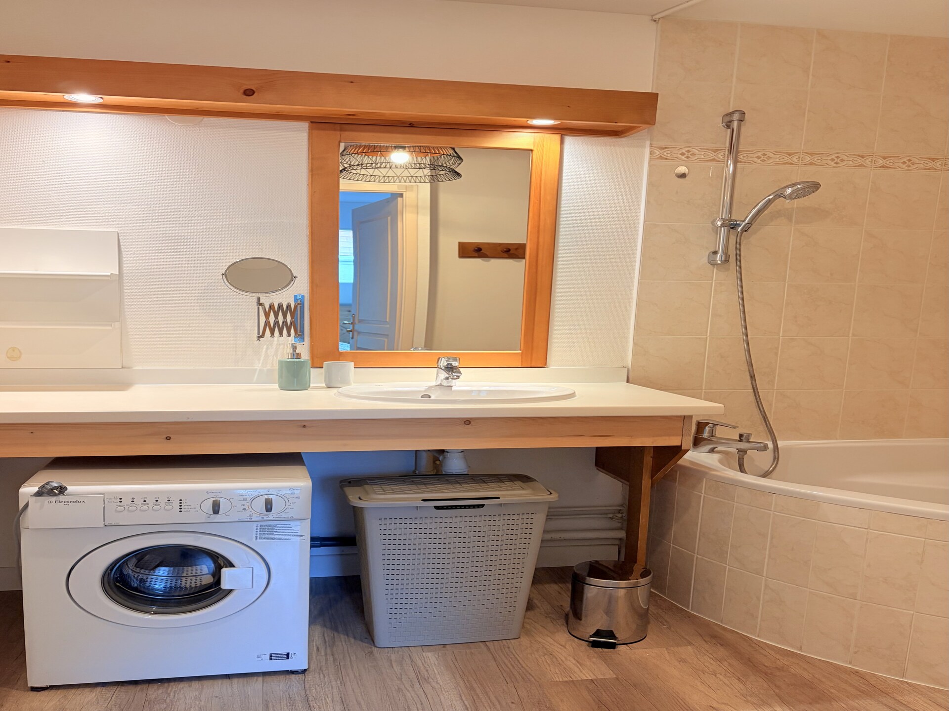 Knus appartement met zwembad en spa in het groene Giez - foto 17