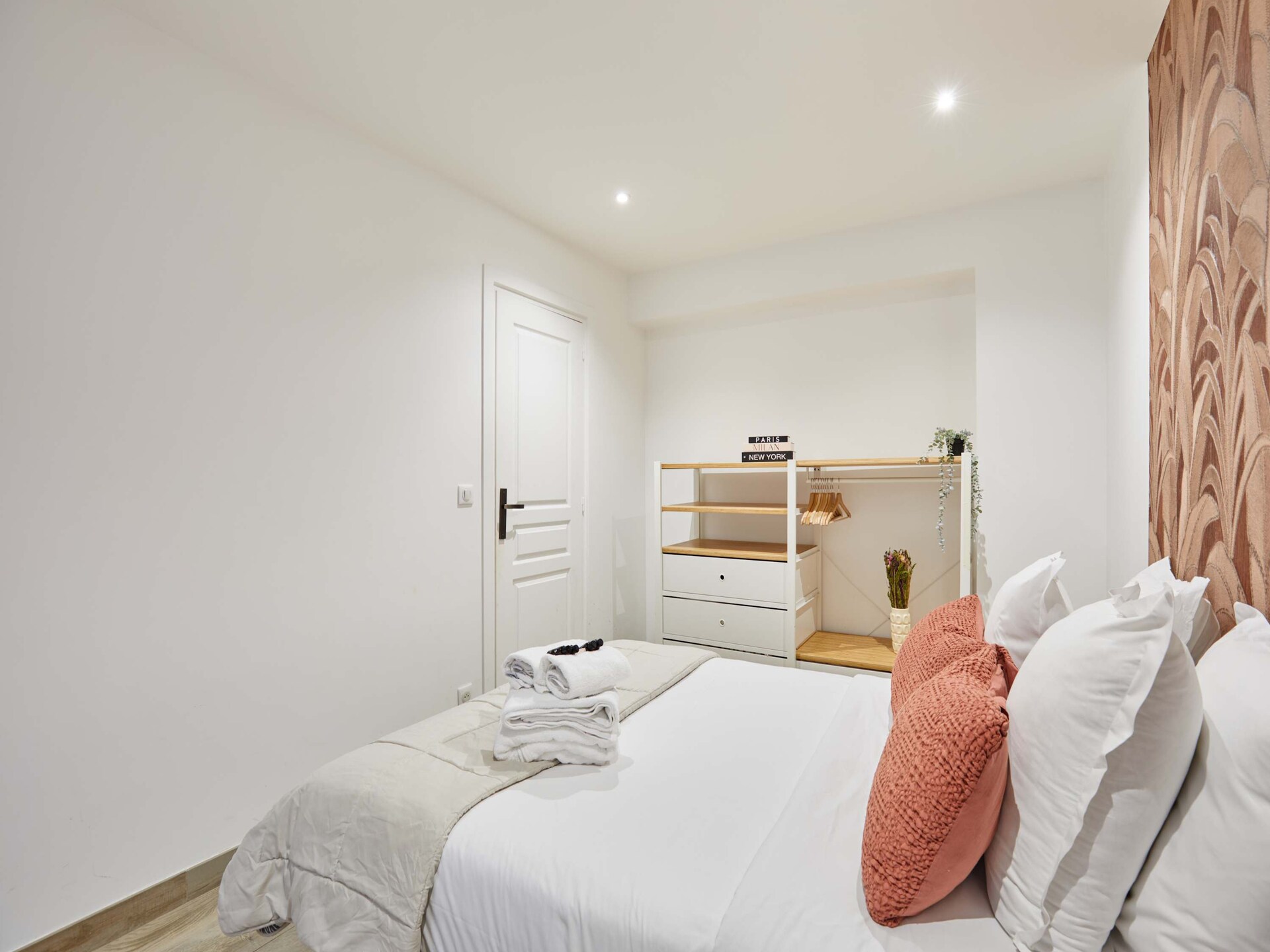 Authentiek appartement in 11e arrondissement, 2 slaapkamers, metro Voltaire - foto 14