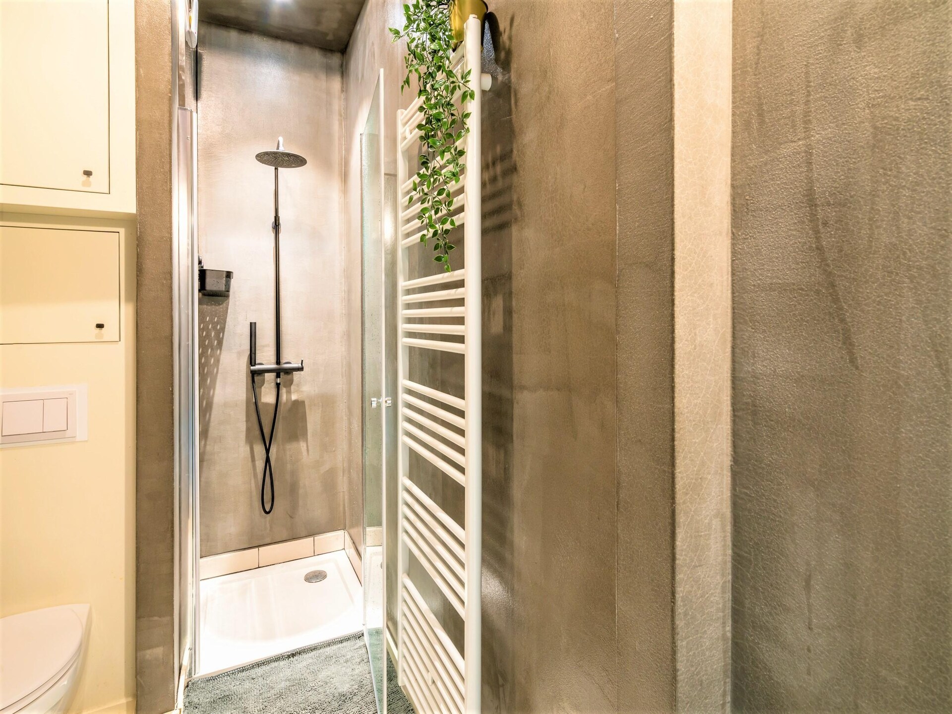 Licht appartement met terras in hartje Antwerpen, 2 min van de kathedraal - foto 9