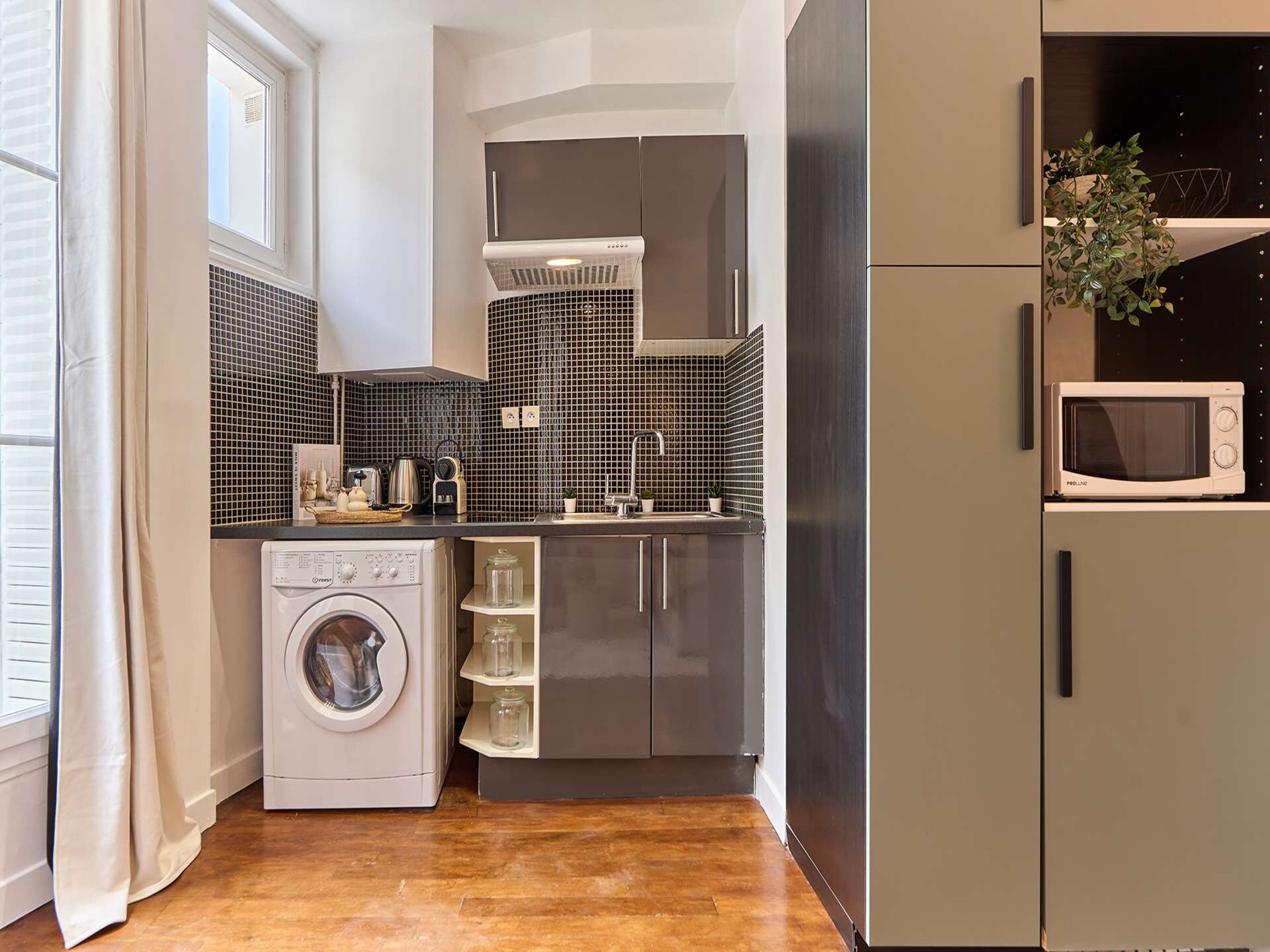 Gerenoveerd appartement bij Parc des Expositions in Parijs – 4 personen - foto 10