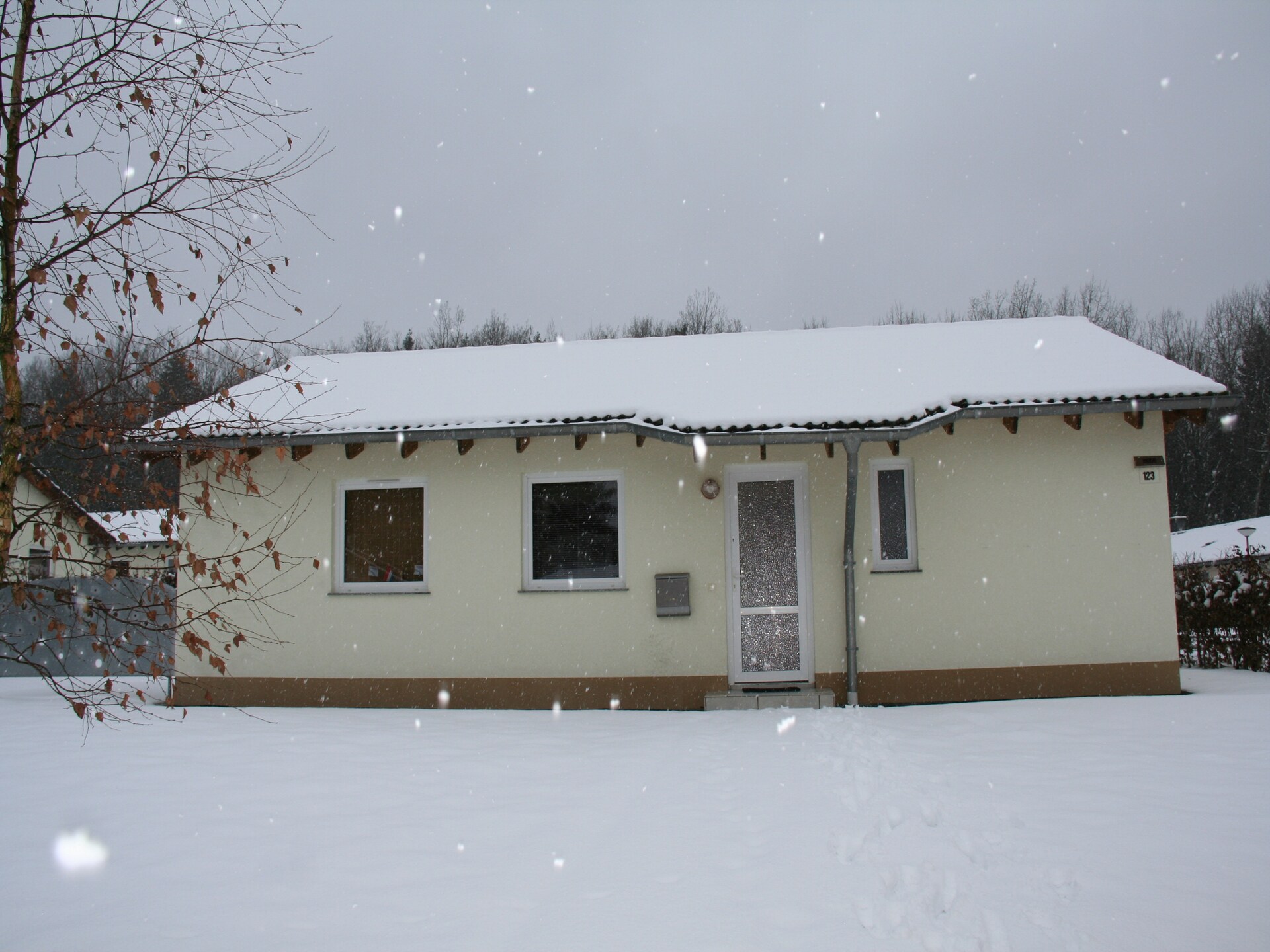 Vrijstaande bungalow in de Eifel met tuin en bosrand, huisdier welkom - foto 35