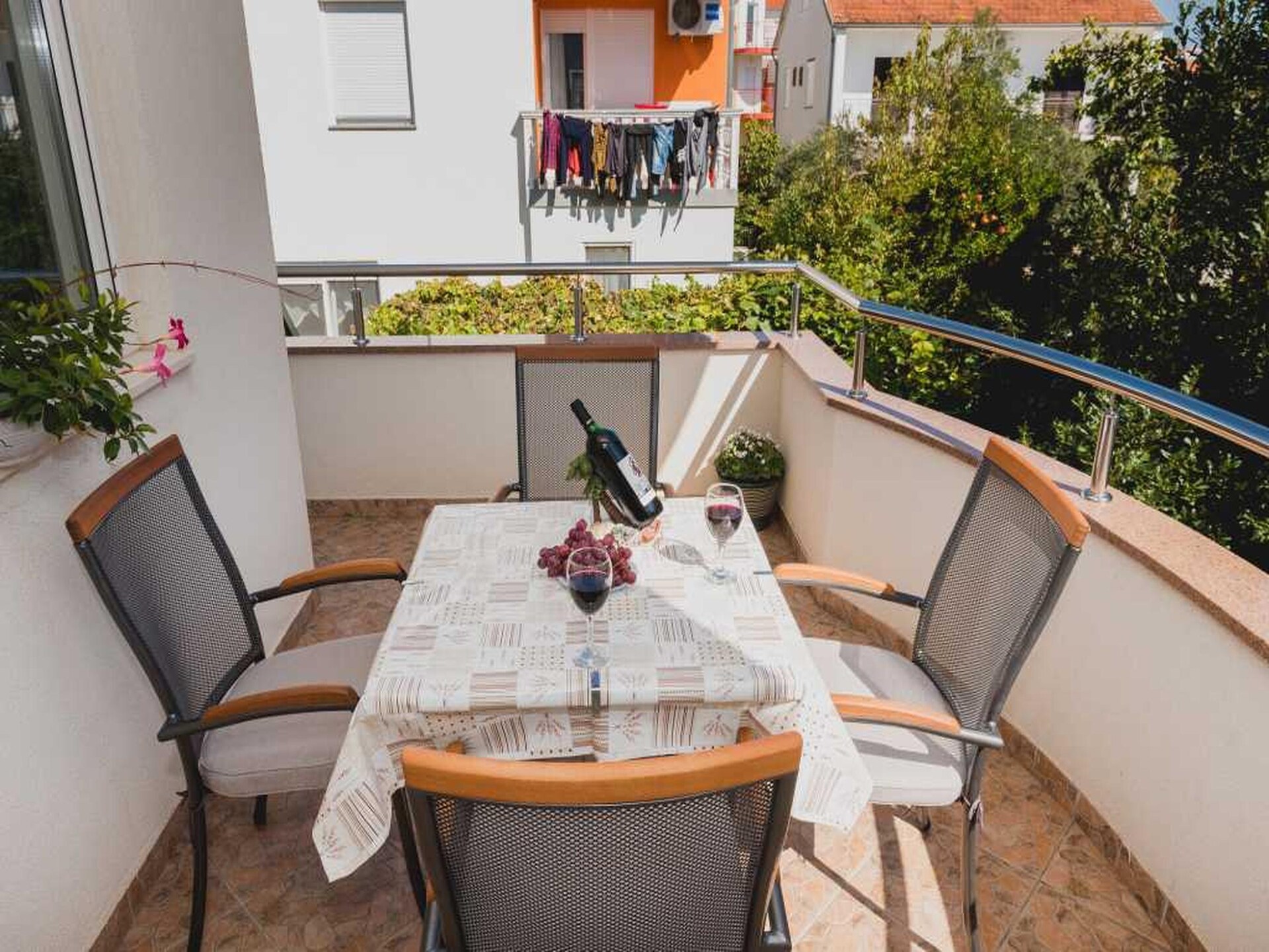 Strandappartement met panoramisch zeezicht in Srima - foto 13
