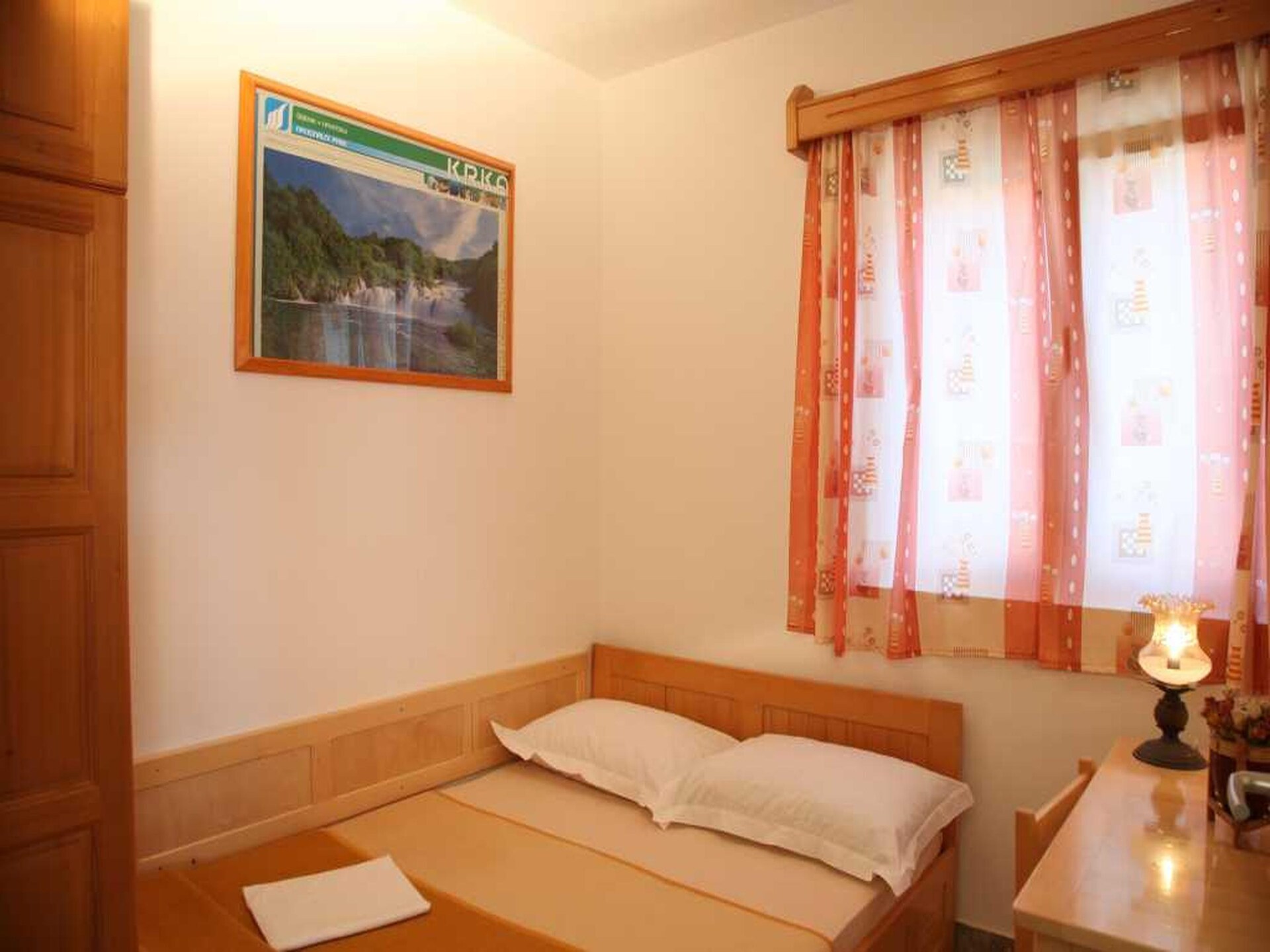 Appartement 3 Kat 1 in Srima: zeezicht, terras & vlakbij strand - foto 10