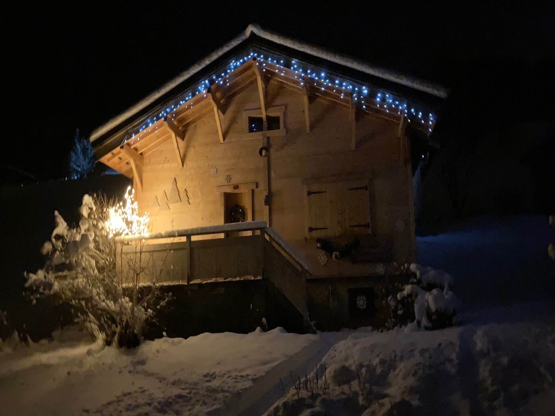 Authentiek chalet voor 5 personen aan de bosrand bij Notre Dame de Bellecombe - foto 1