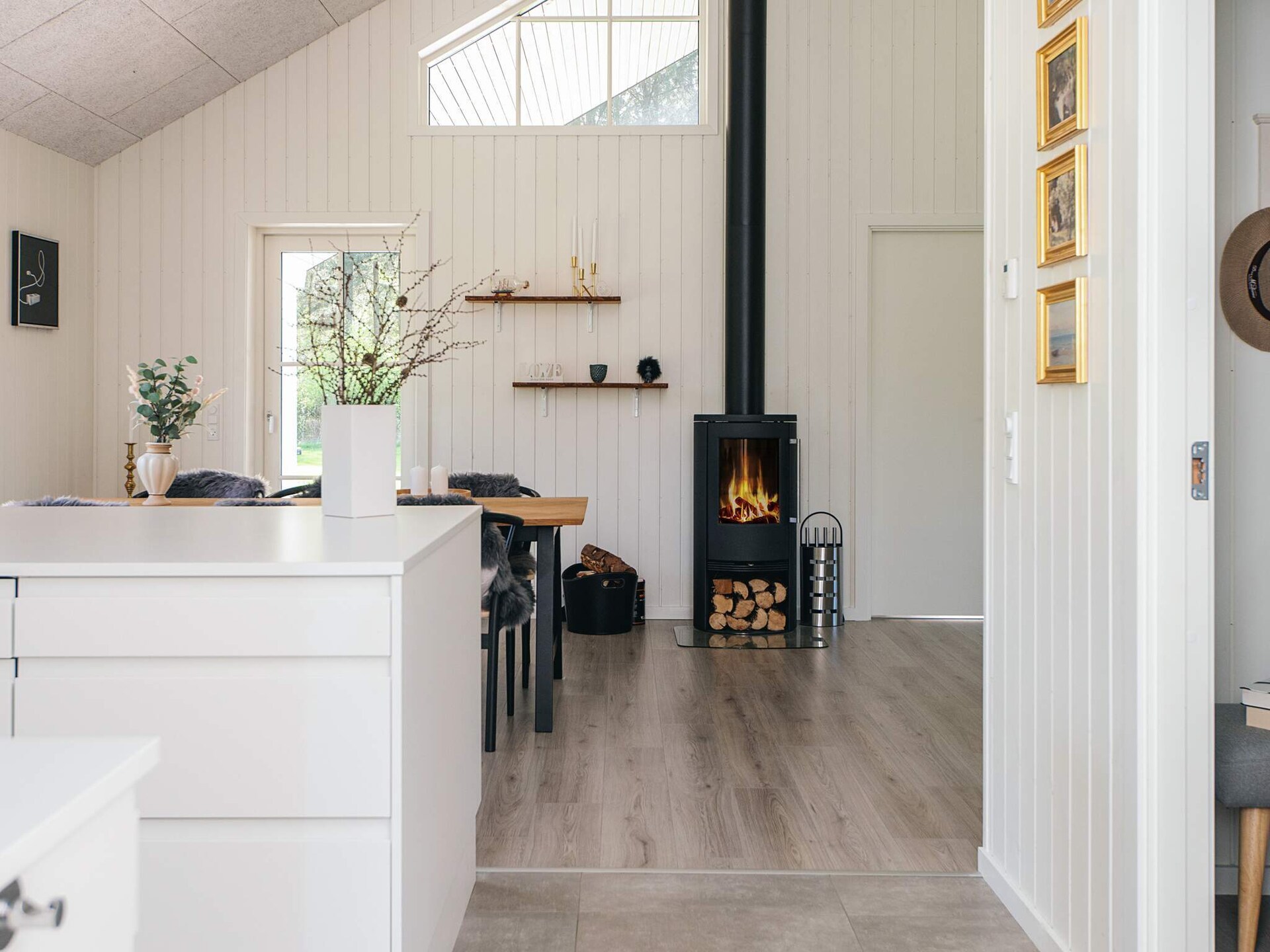 Modern vrijstaand huis met sauna, hottub en laadpaal nabij kust Brovst - foto 12