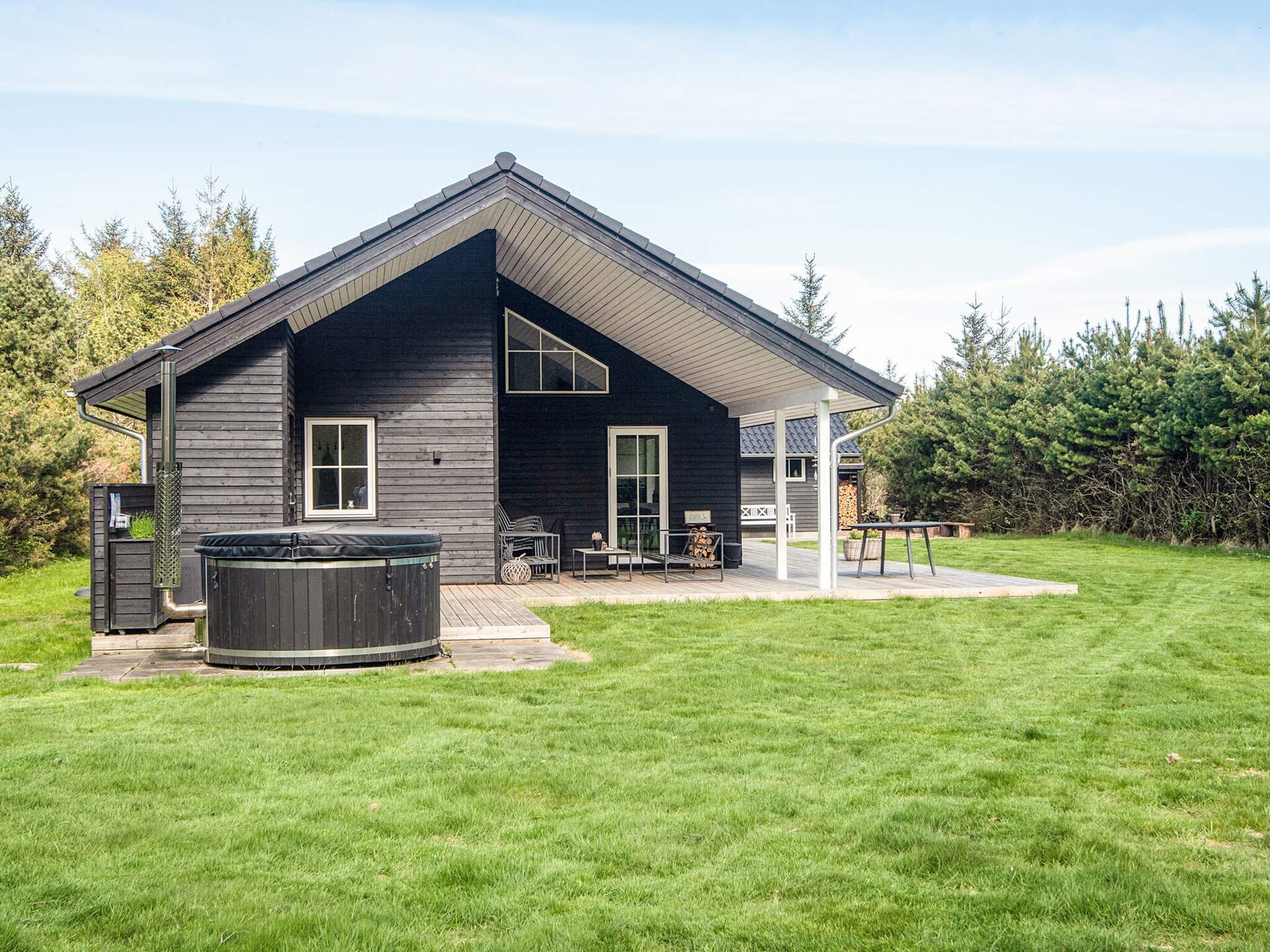 Modern vrijstaand huis met sauna, hottub en laadpaal nabij kust Brovst - foto 27
