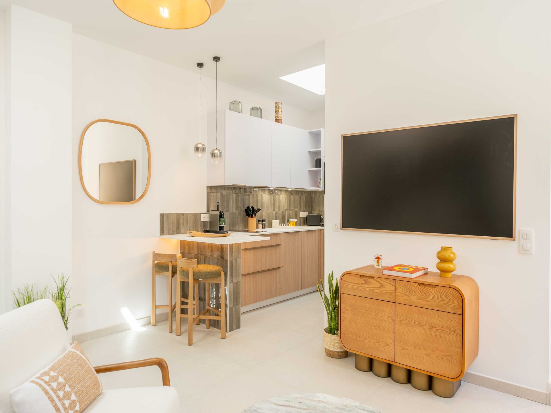 Lichte studio in het hart van Saint-Tropez, vlakbij de haven - foto 9