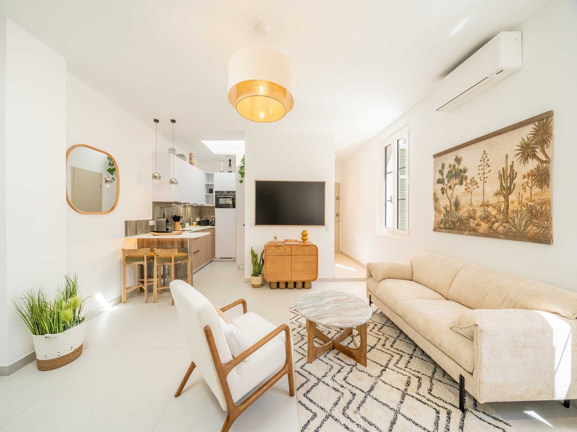 Lichte studio in het hart van Saint-Tropez, vlakbij de haven - foto 24