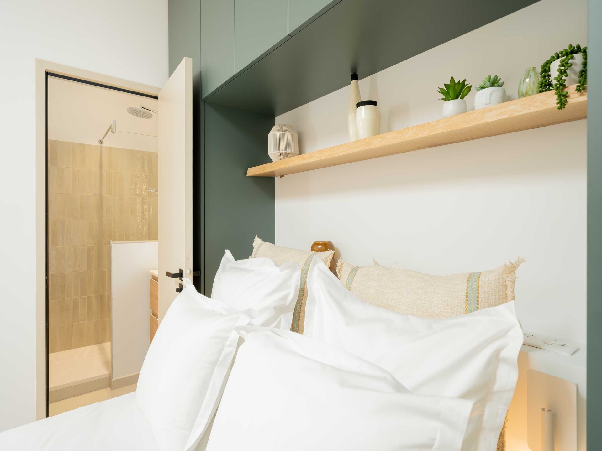Lichte studio in het hart van Saint-Tropez, vlakbij de haven - foto 38