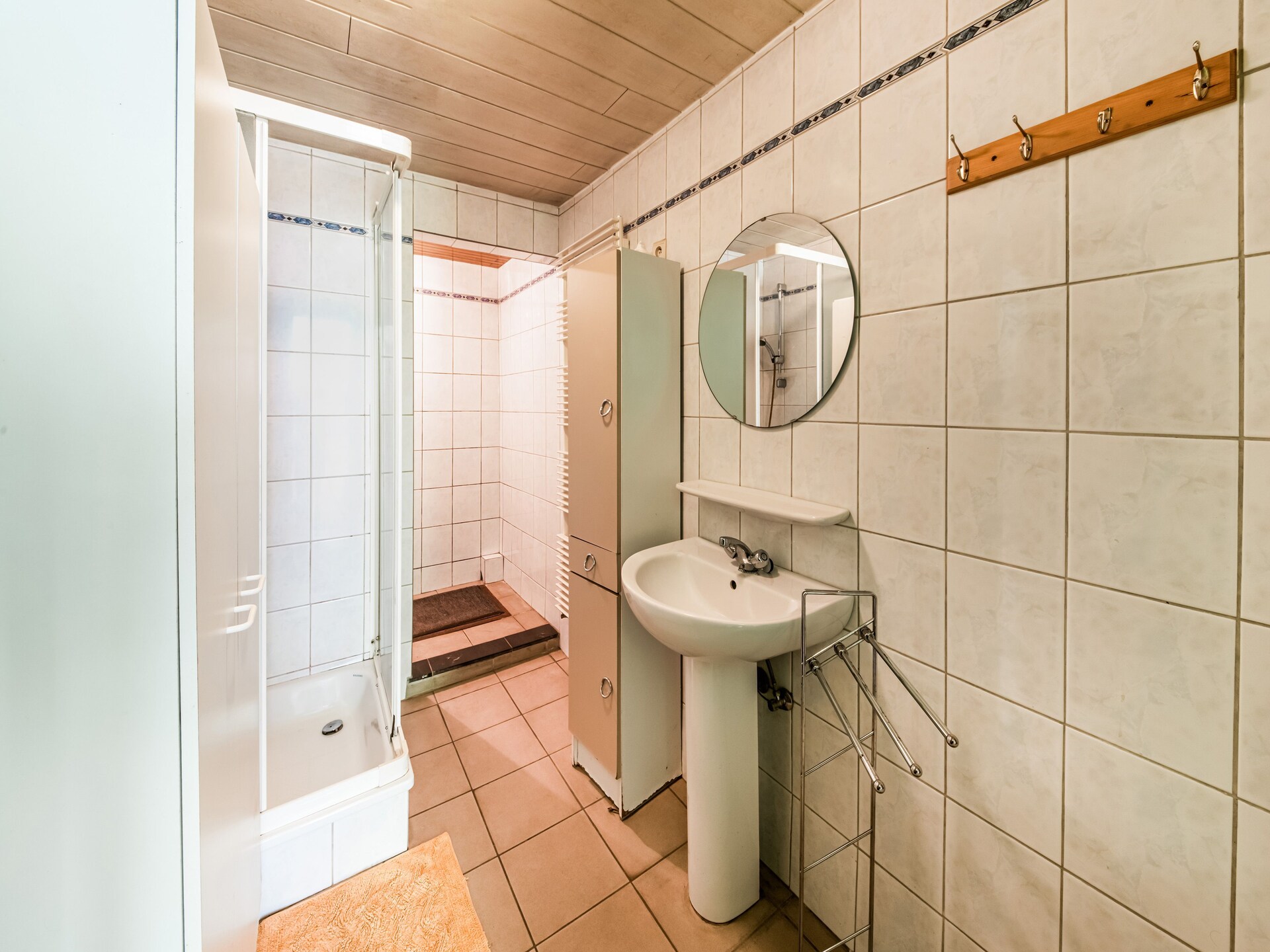 15-persoons vakantiehuis met haard en tuin in Awenne - foto 27