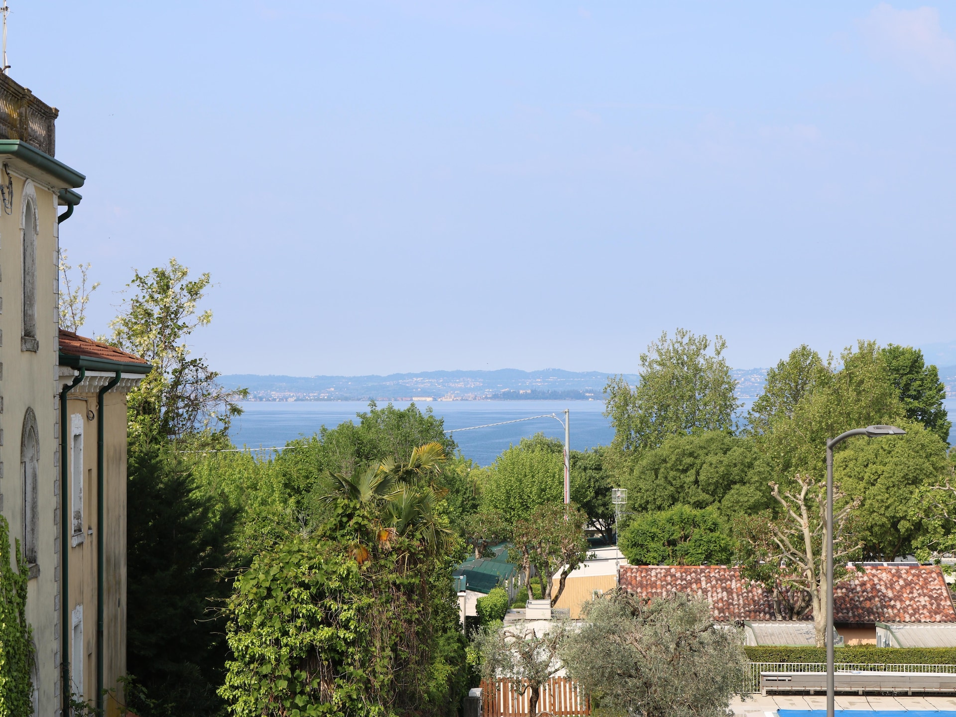 Vakantiehuis op 550 m van het meer in het centrum van Lazise - foto 22