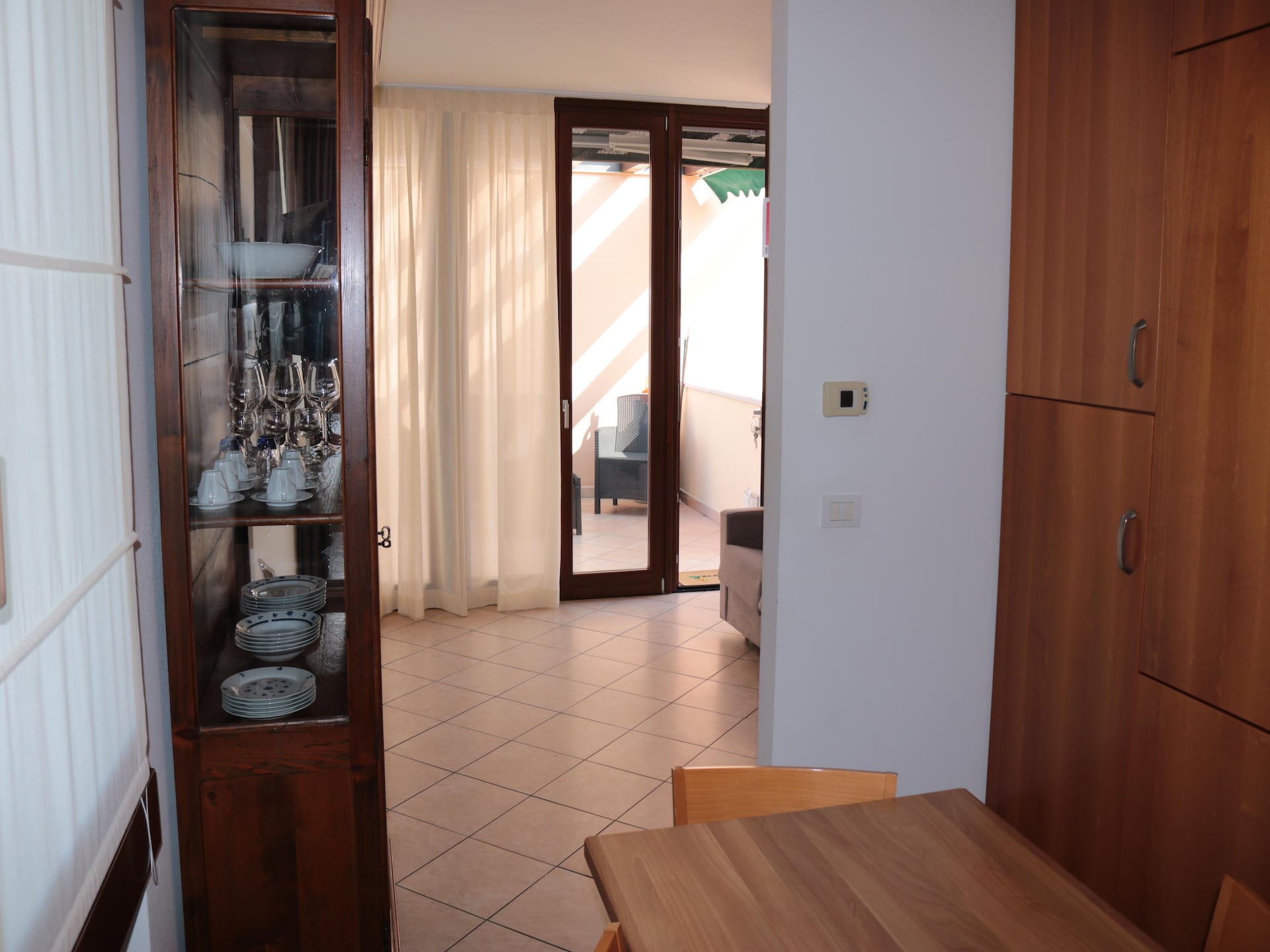 Vakantiehuis op 550 m van het meer in het centrum van Lazise - foto 3