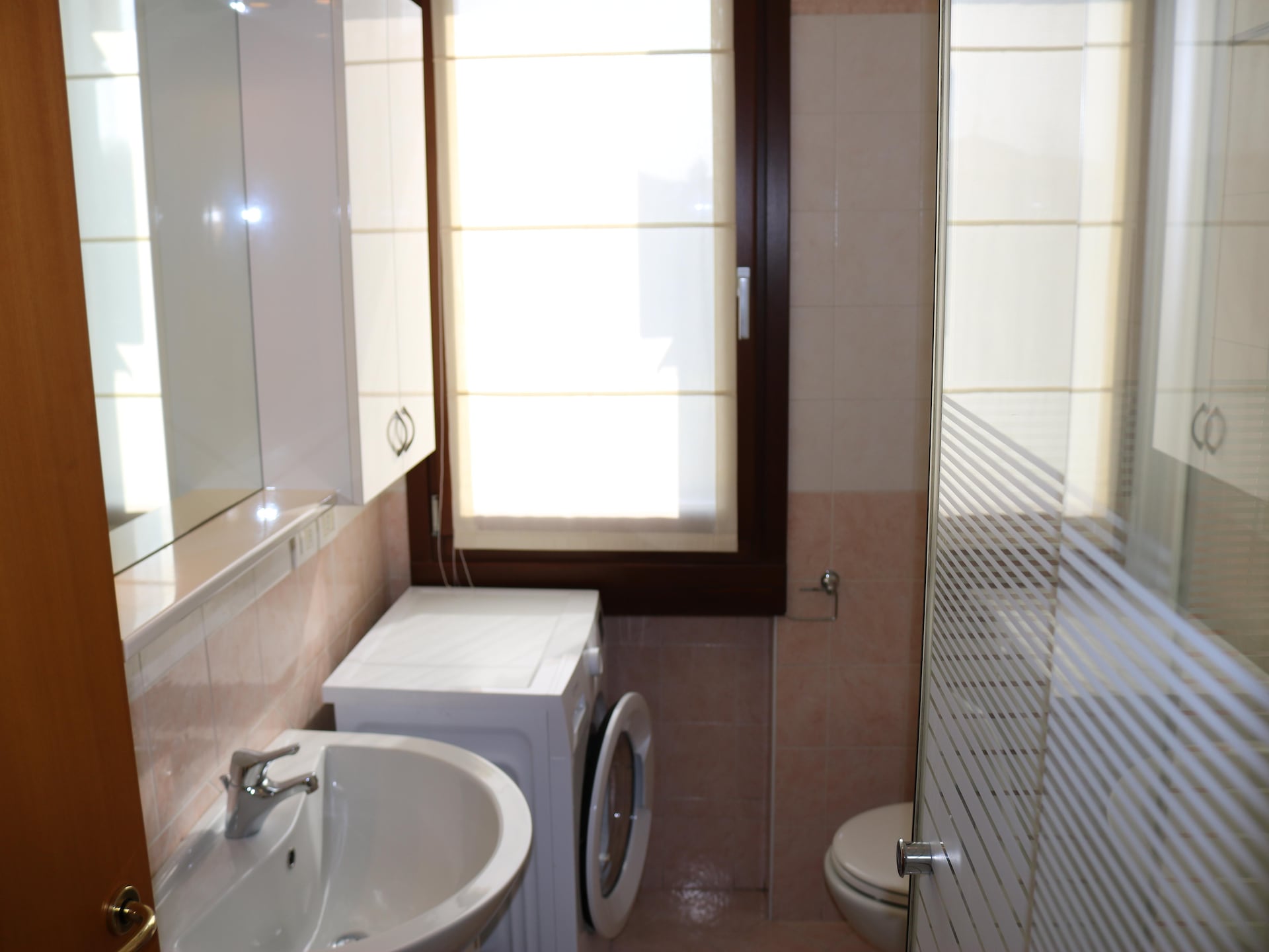 Vakantiehuis op 550 m van het meer in het centrum van Lazise - foto 14