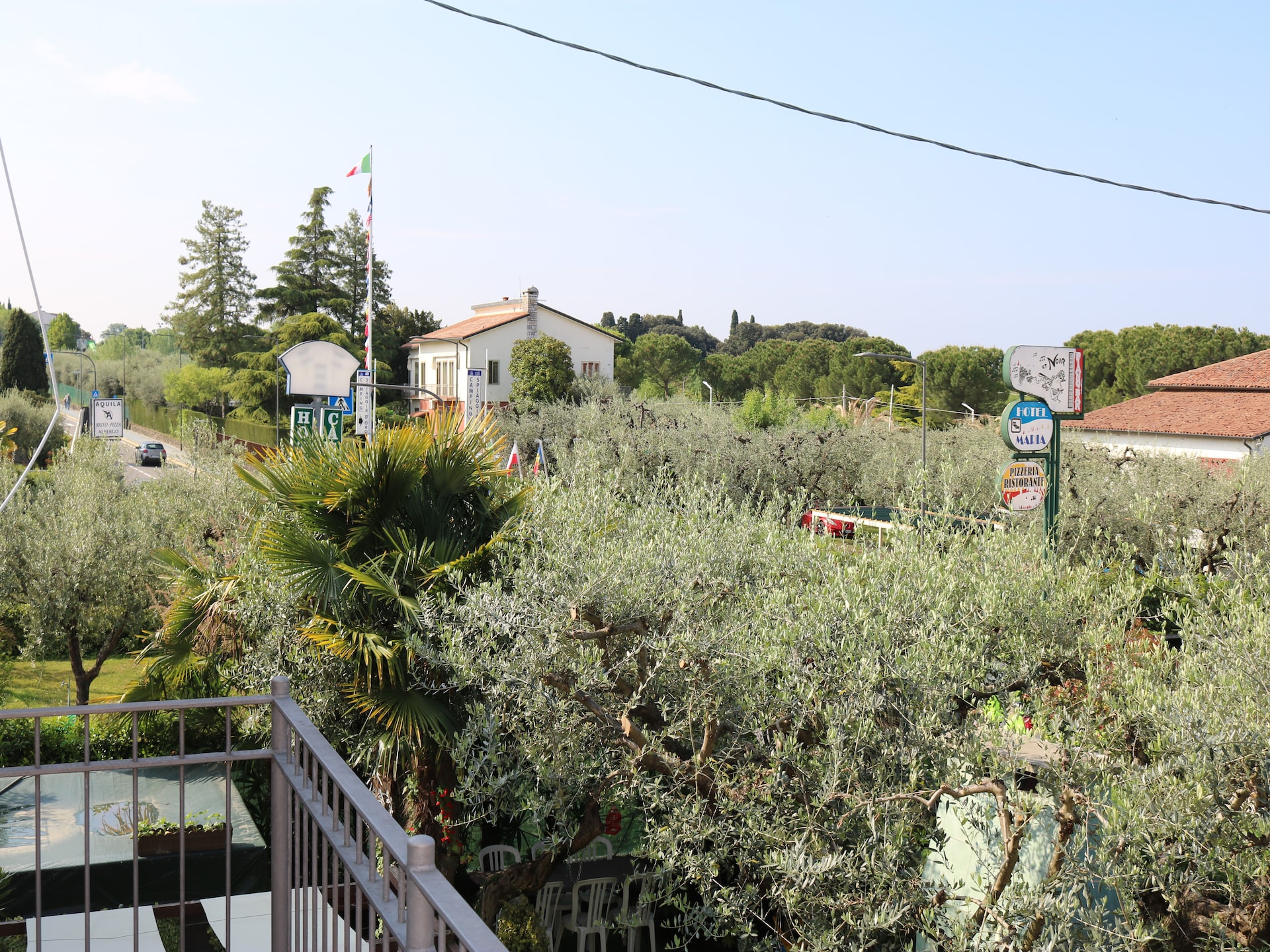 Vakantiehuis op 550 m van het meer in het centrum van Lazise - foto 25