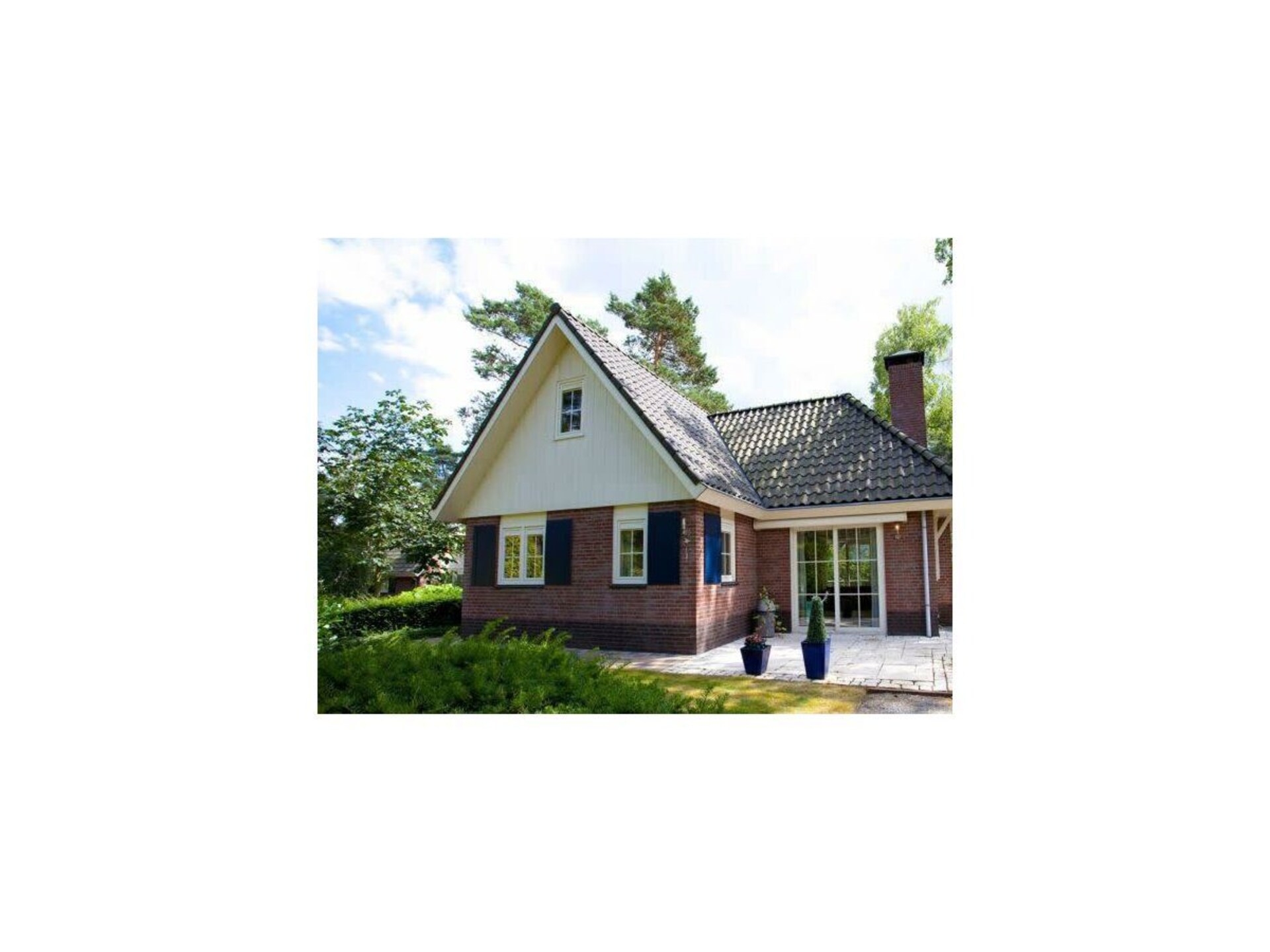 Vrijstaande villa voor 6 in de bossen van Beekbergen met grote tuin - foto 1