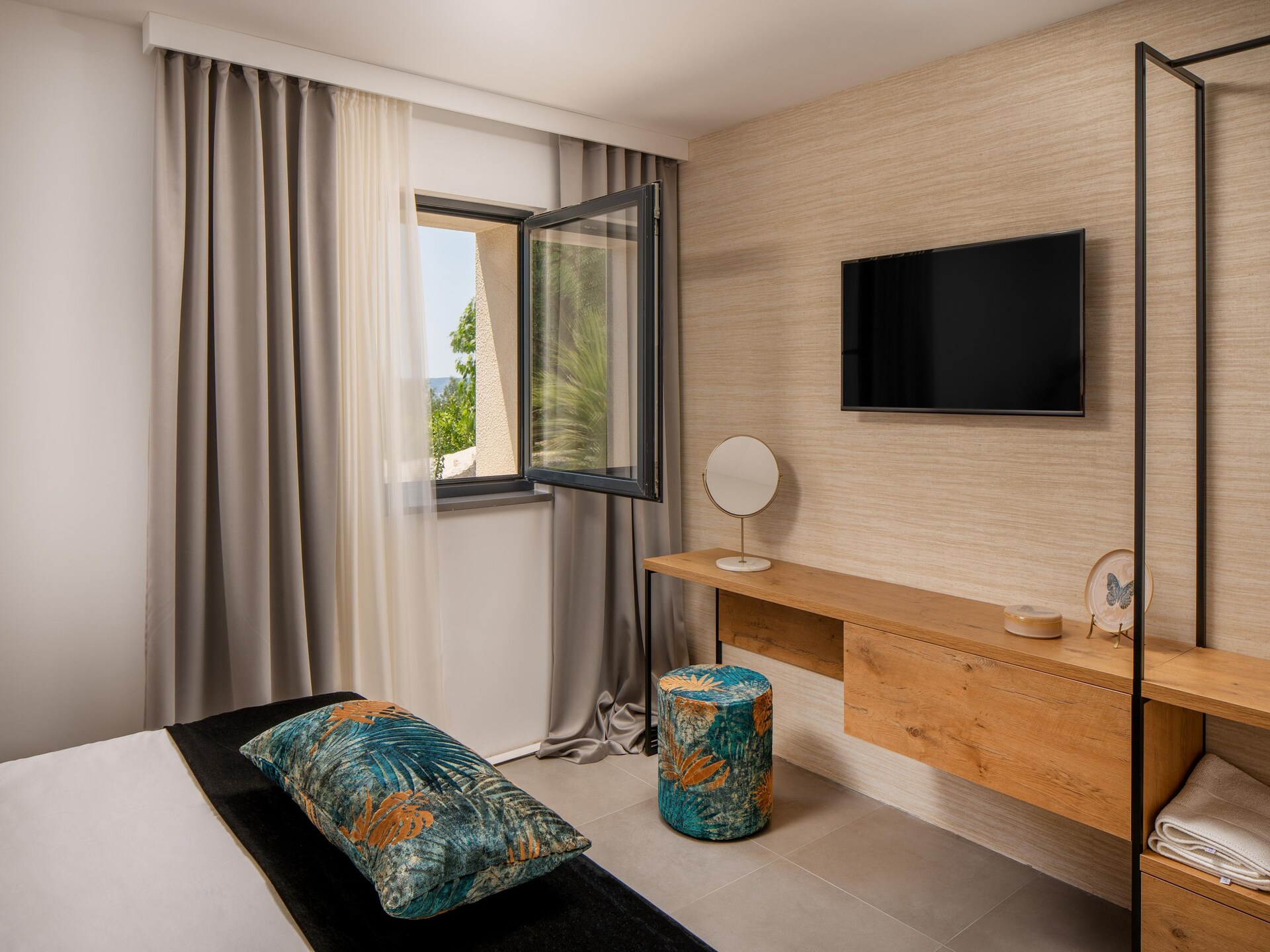 Ruime villa met privézwembad, sauna en zeezicht bij Split - foto 21