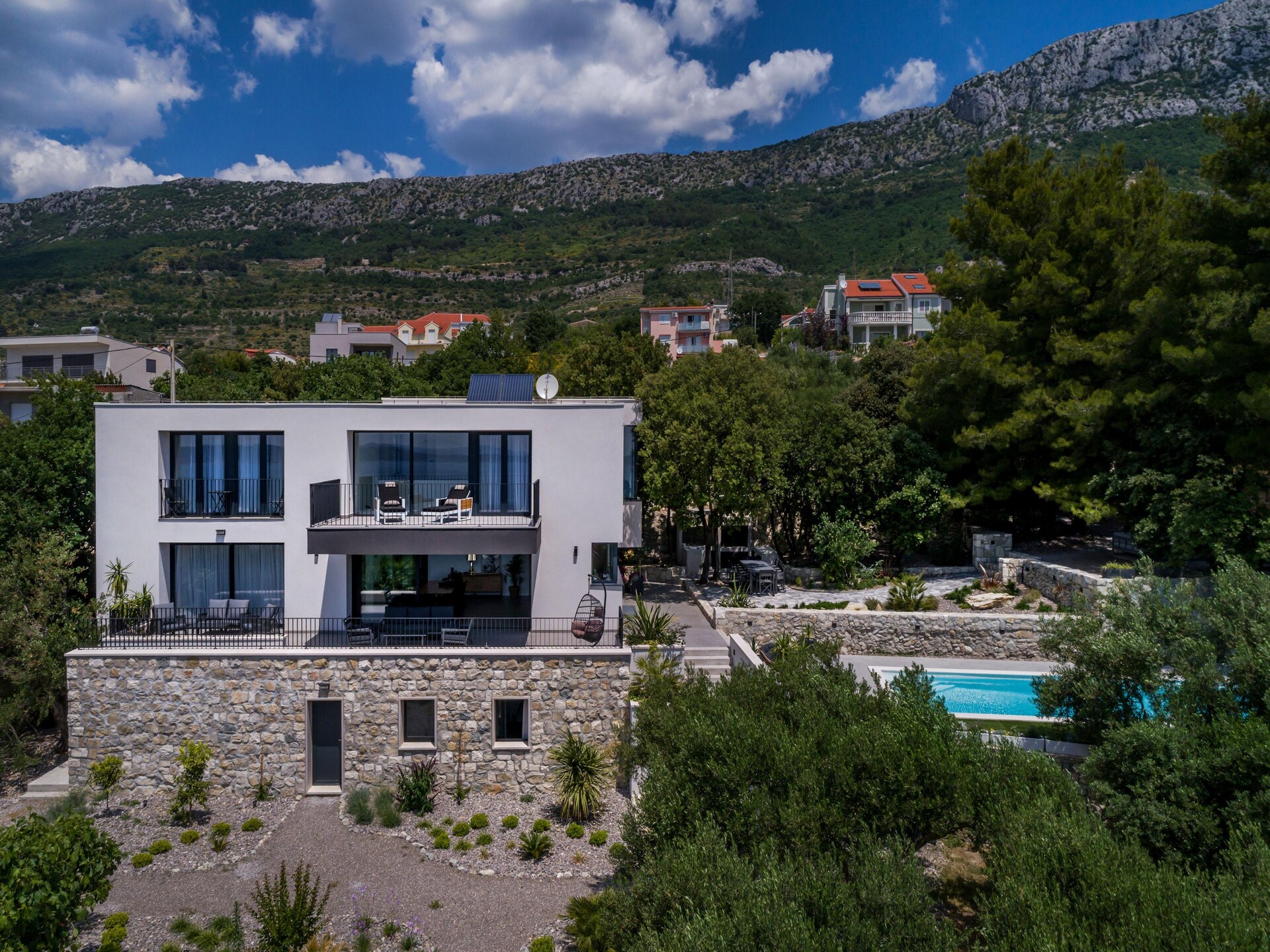 Ruime villa met privézwembad, sauna en zeezicht bij Split - foto 62