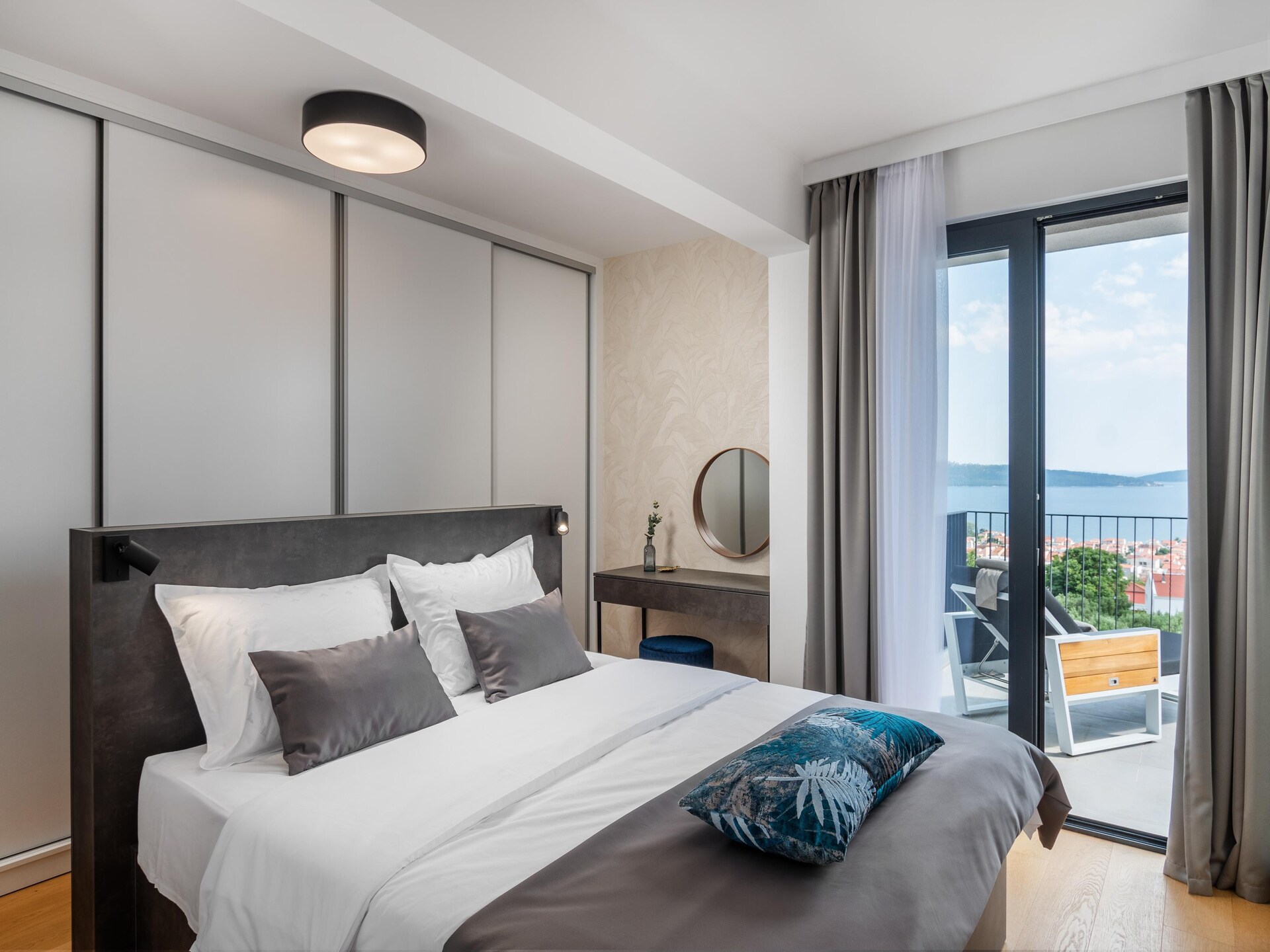 Ruime villa met privézwembad, sauna en zeezicht bij Split - foto 30
