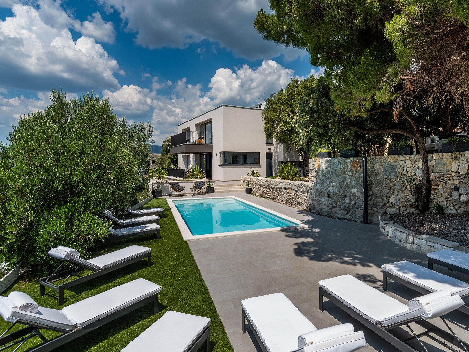 Ruime villa met privézwembad, sauna en zeezicht bij Split - foto 47