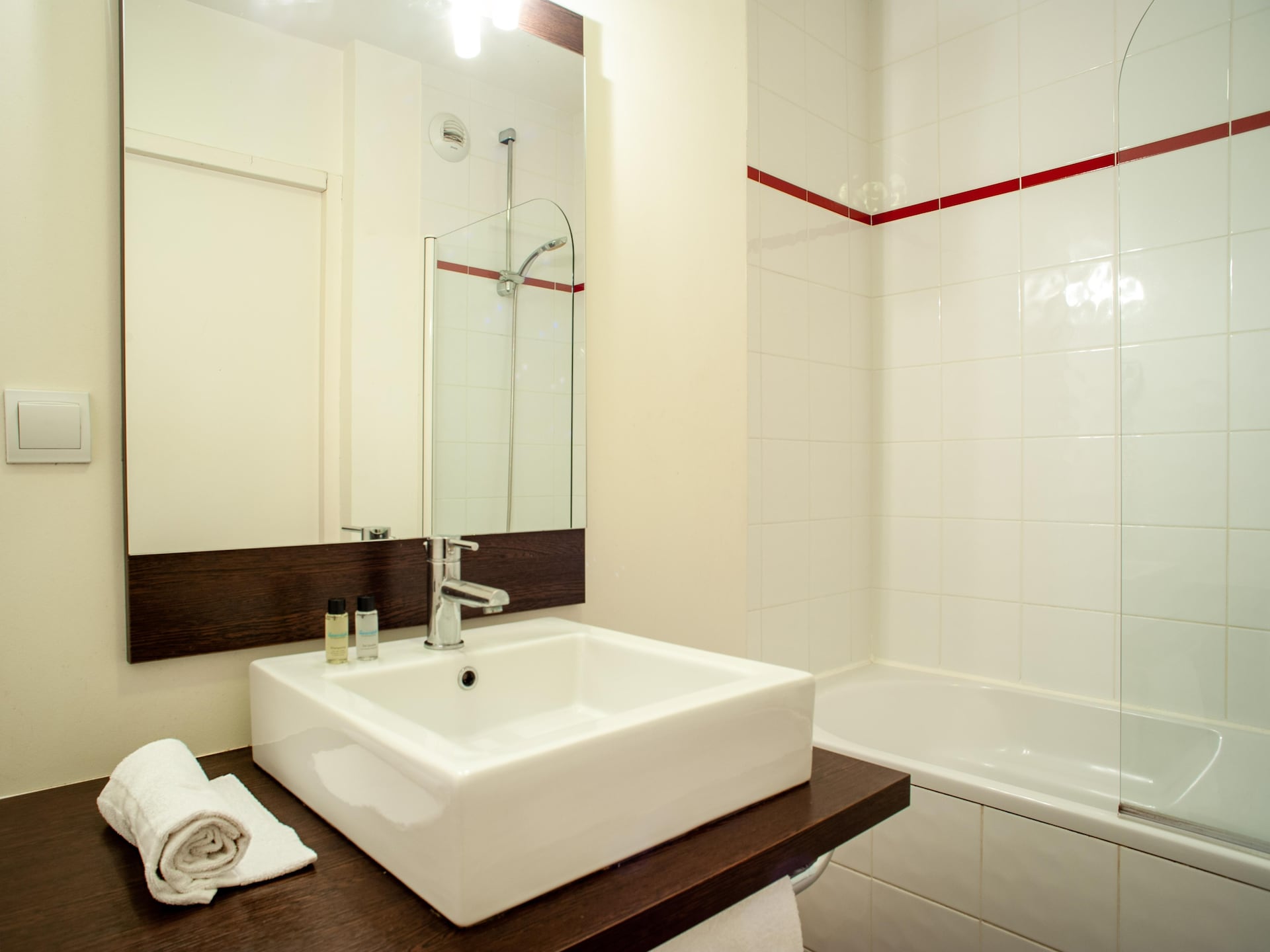Licht appartement in Dinan met verwarmd buitenzwembad - foto 8