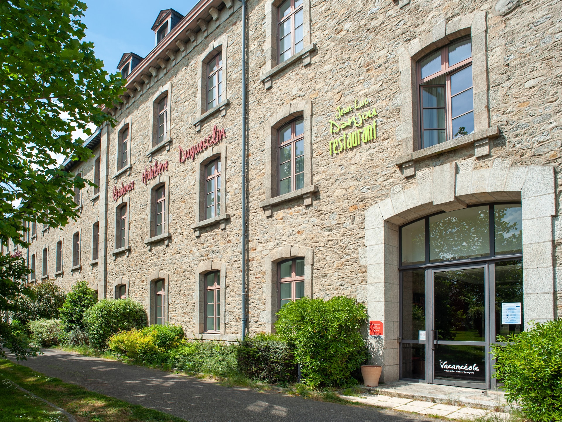 Licht appartement in Dinan met verwarmd buitenzwembad - foto 1