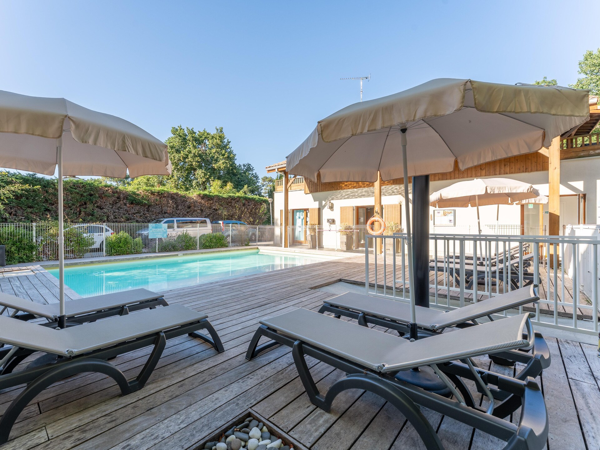 Licht appartement in Lacanau bij het meer met verwarmd zwembad - foto 8