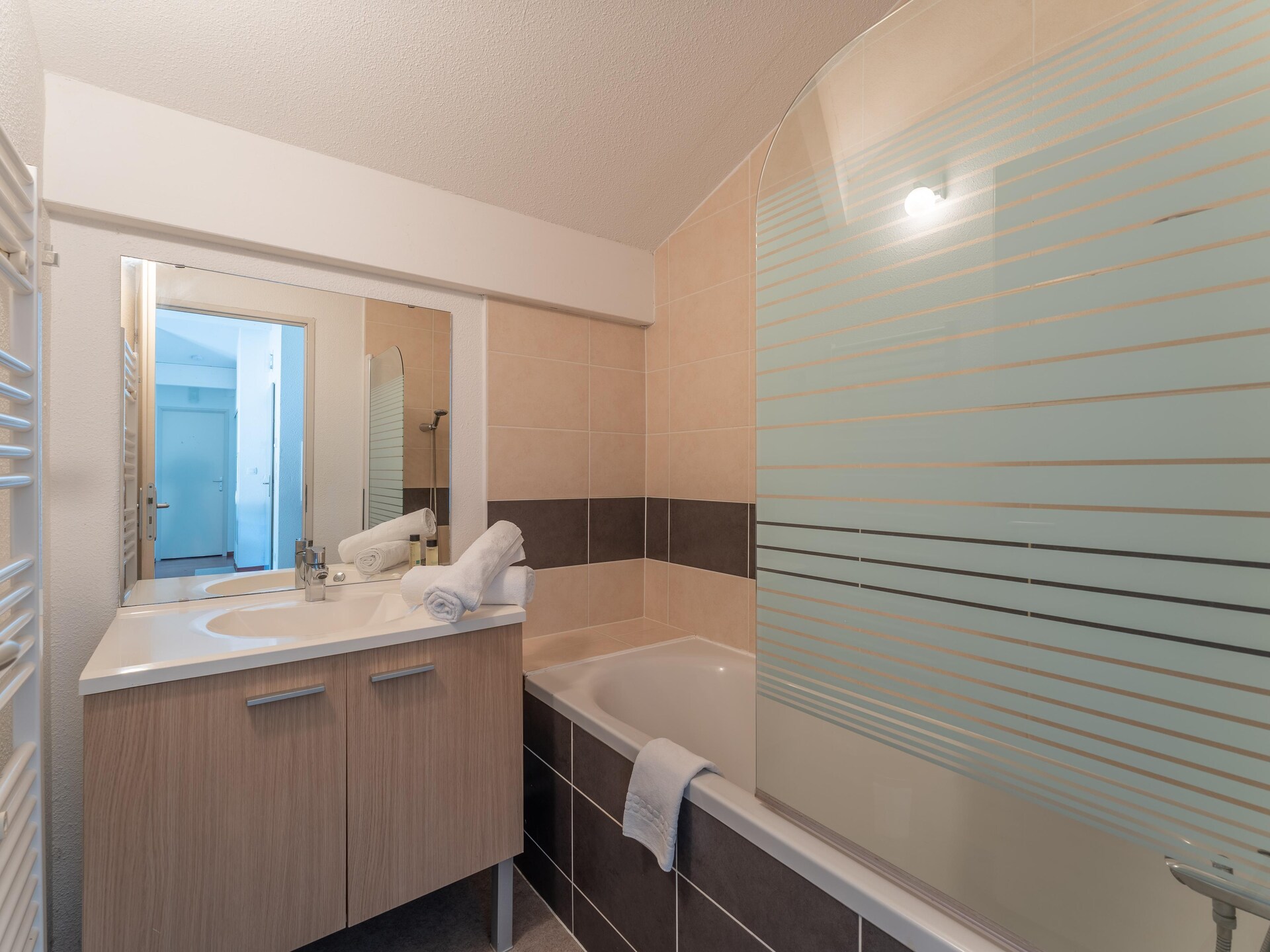 Licht appartement in Lacanau bij het meer met verwarmd zwembad - foto 20