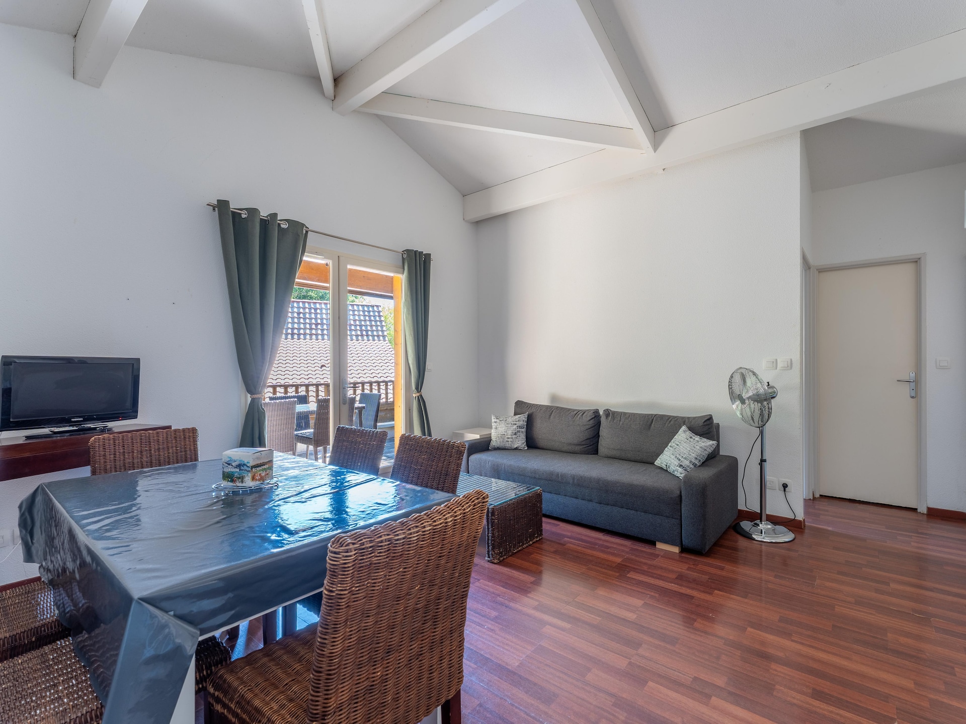 Licht appartement in Lacanau bij het meer met verwarmd zwembad - foto 18