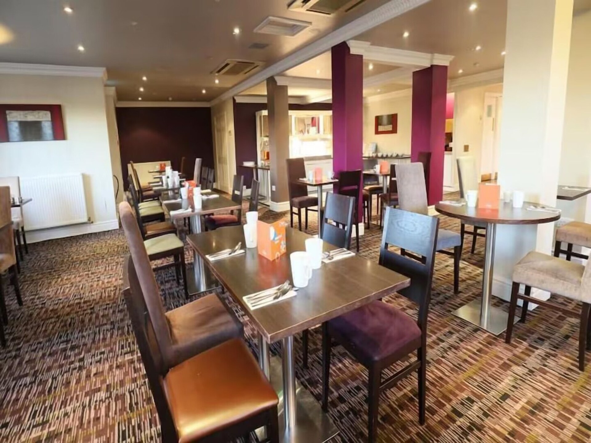 Comfortabele tweepersoonskamer nabij Coventry – gratis WiFi & parkeren - foto 20