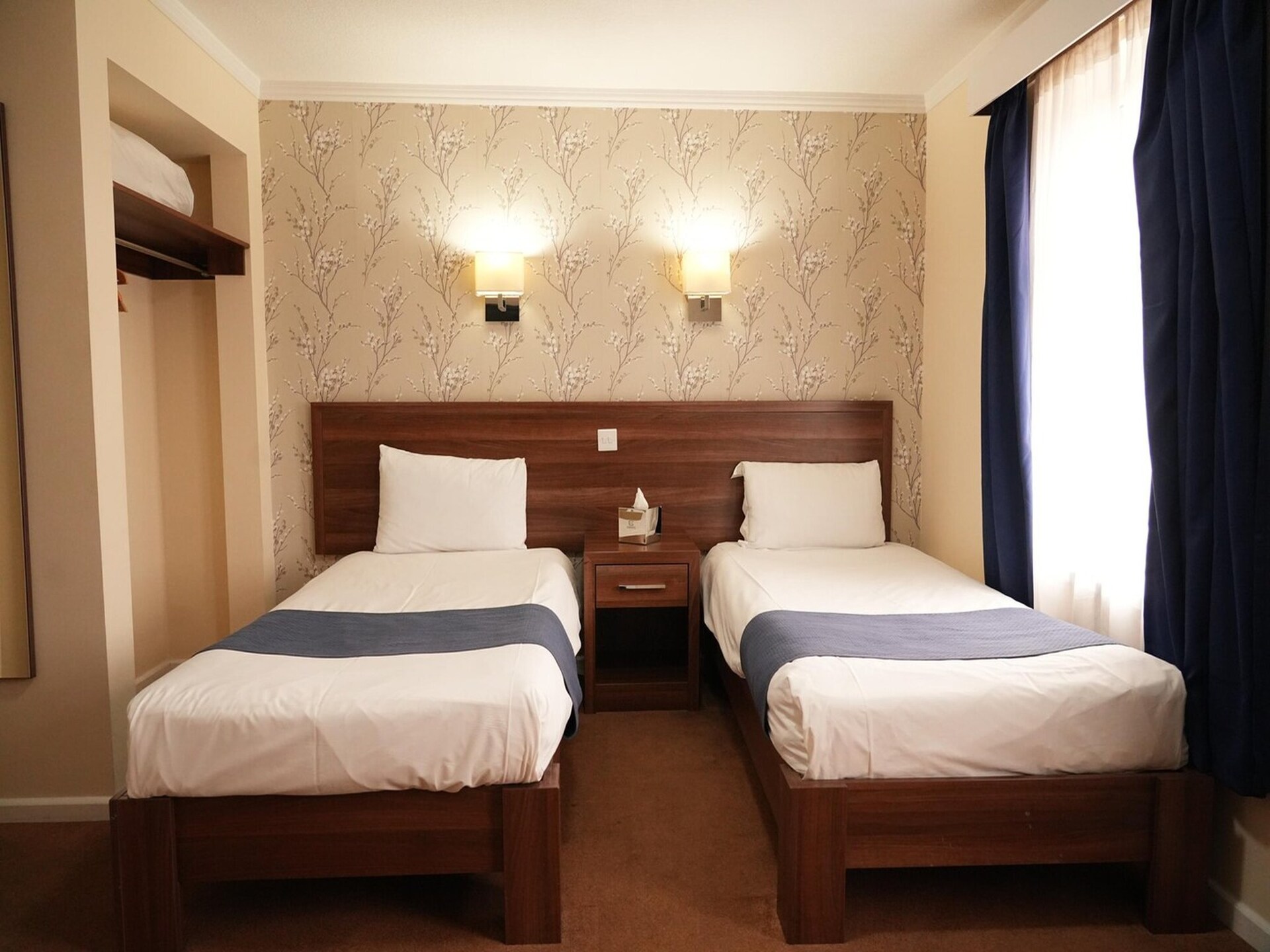 Comfortabele familiekamer voor 4 in Derby, dichtbij het centrum - foto 21