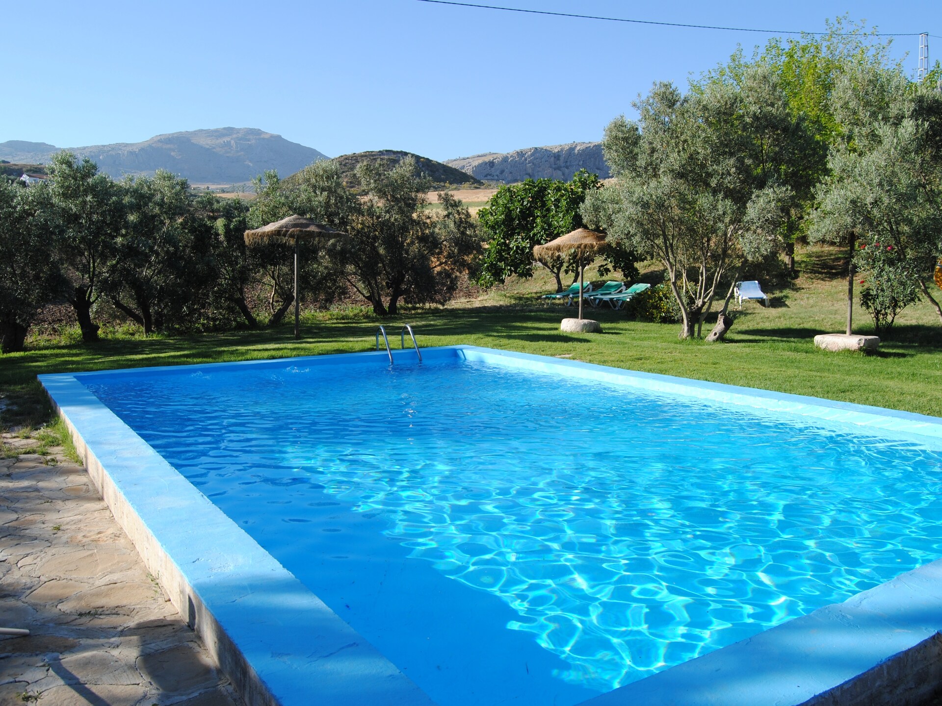 Landhuis met privézwembad in Villanueva de la Concepción - foto 2