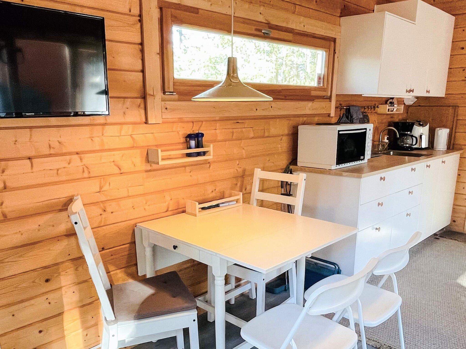 Knus vakantiehuis in Yngsjö, 300m van het strand en omringd door pijnbomen - foto 8