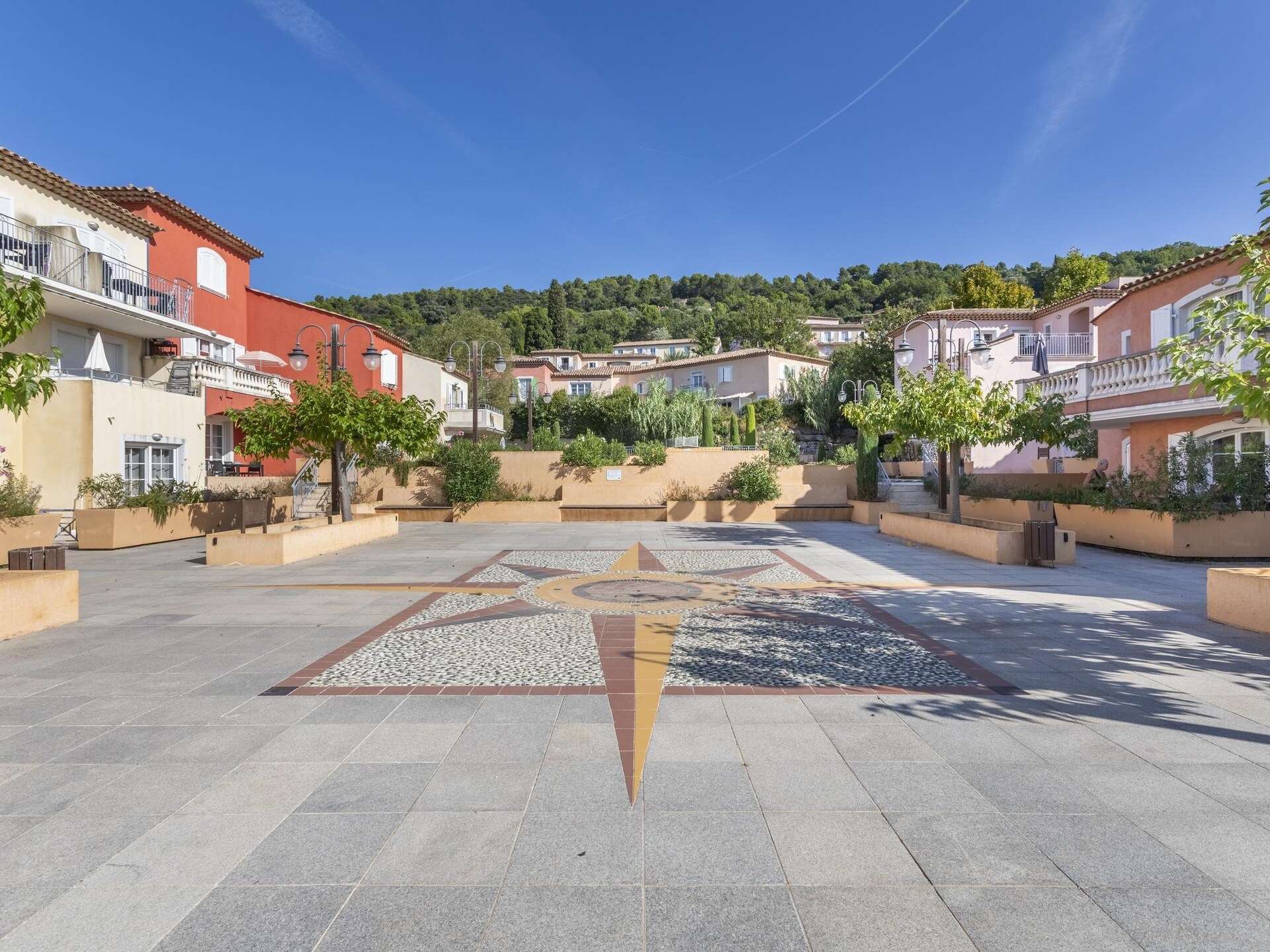 Sfeervol appartement met balkon in Callian, Var - foto 29
