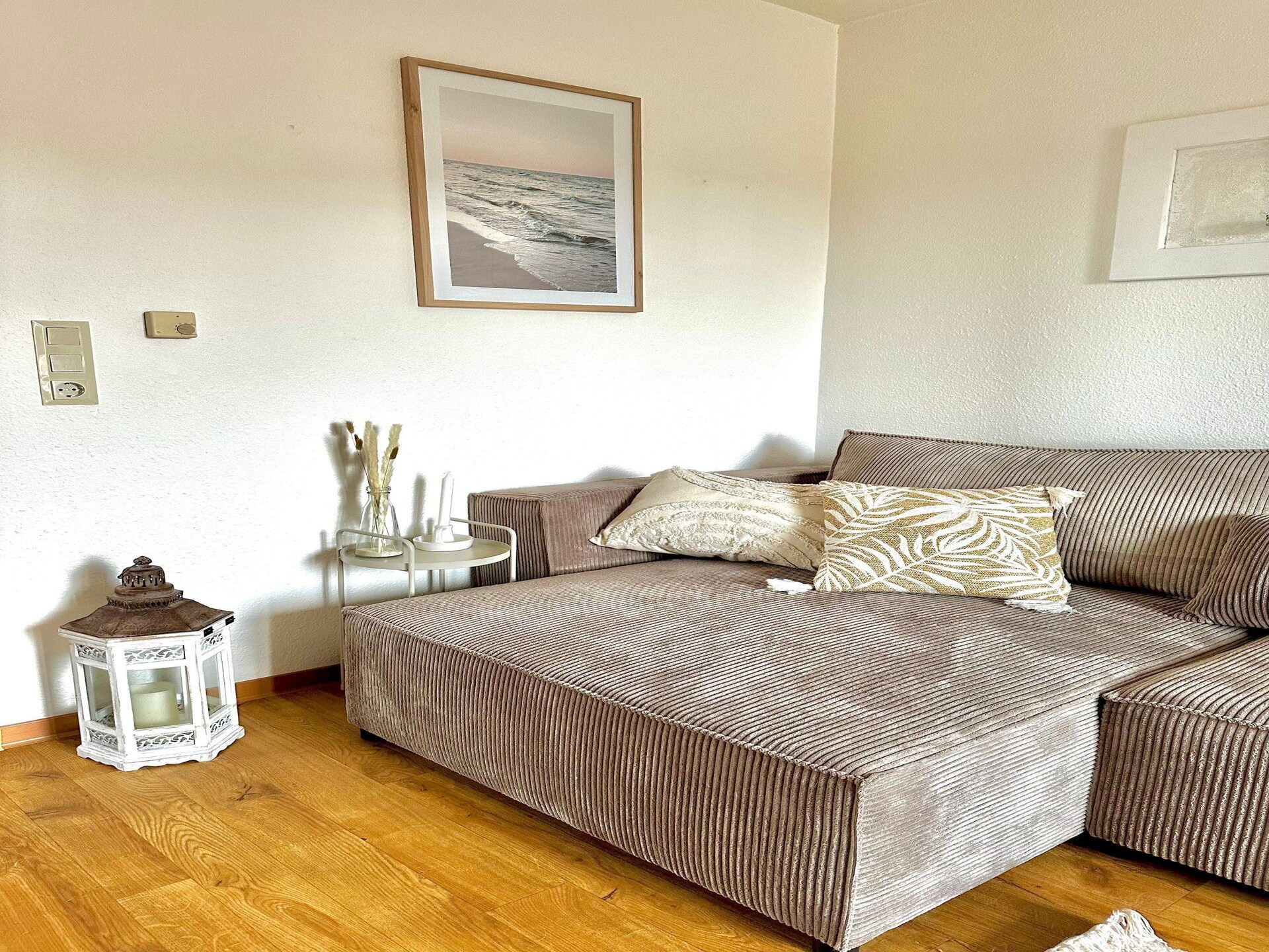 Licht appartement met balkon nabij haven Lemkenhafen, 5 km van strand - foto 3