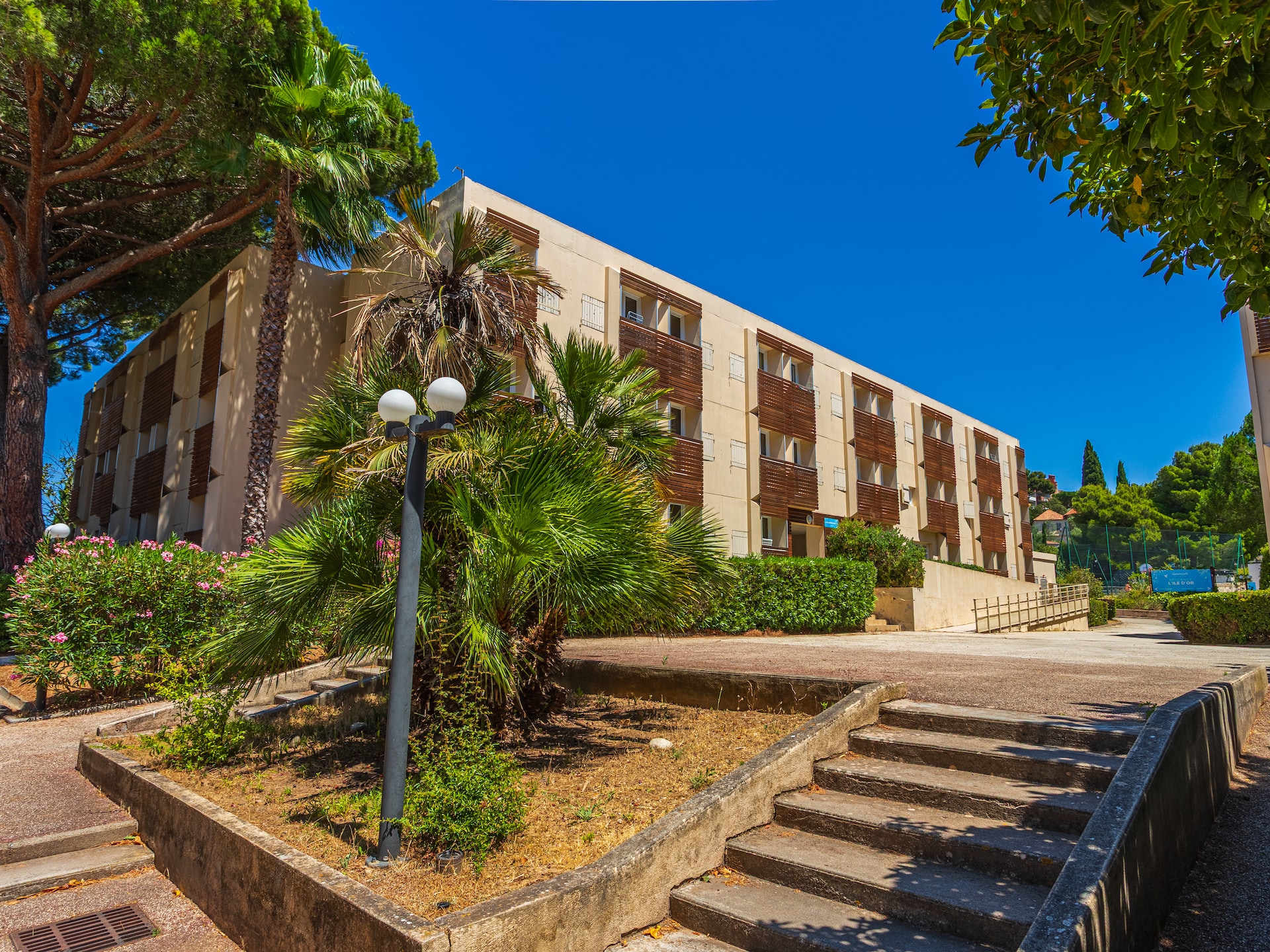 Licht appartement met zwembad in La Londe les Maures - foto 8