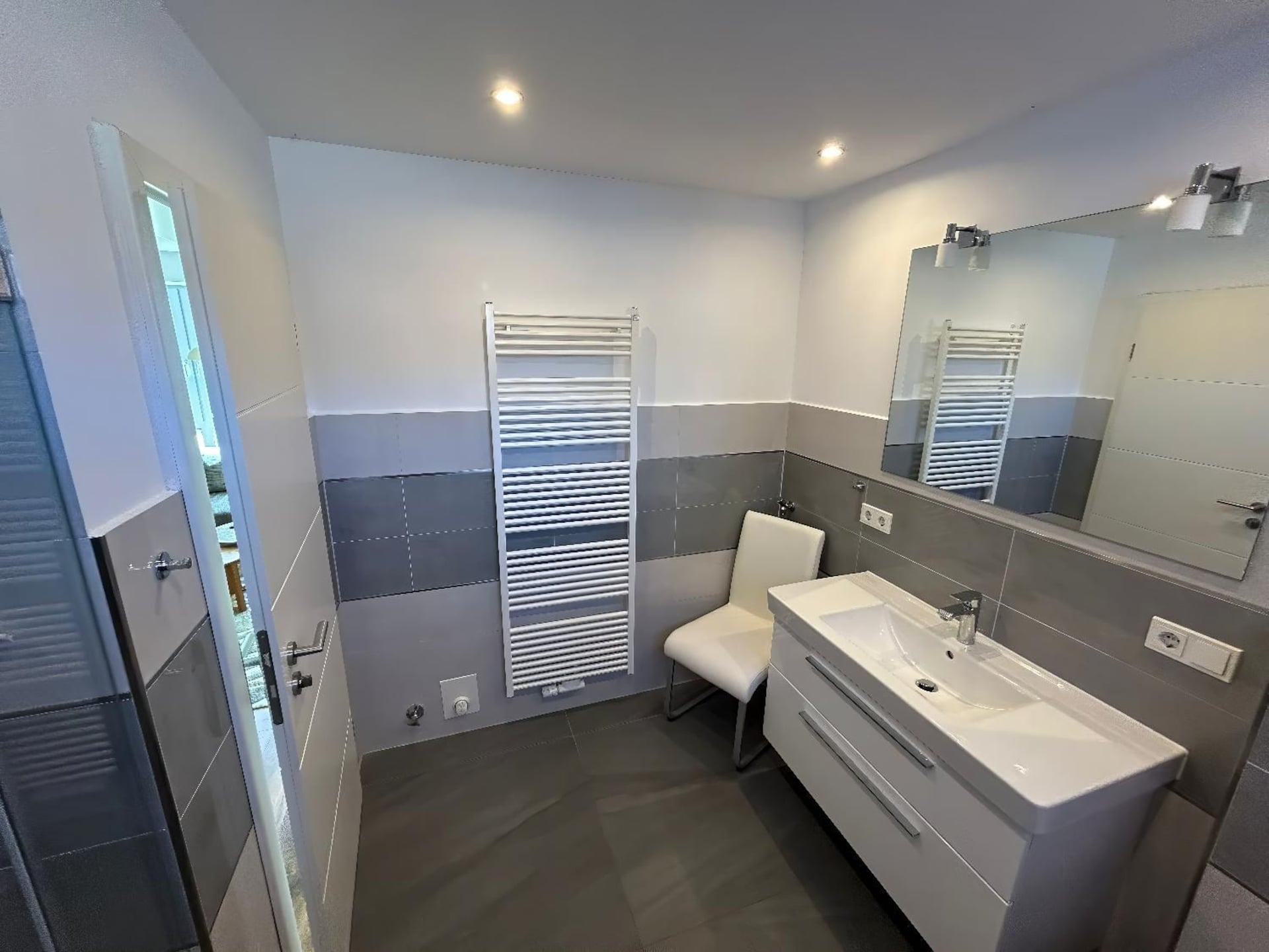 Aan zee: Modern appartement met zeezicht in Orth - foto 11